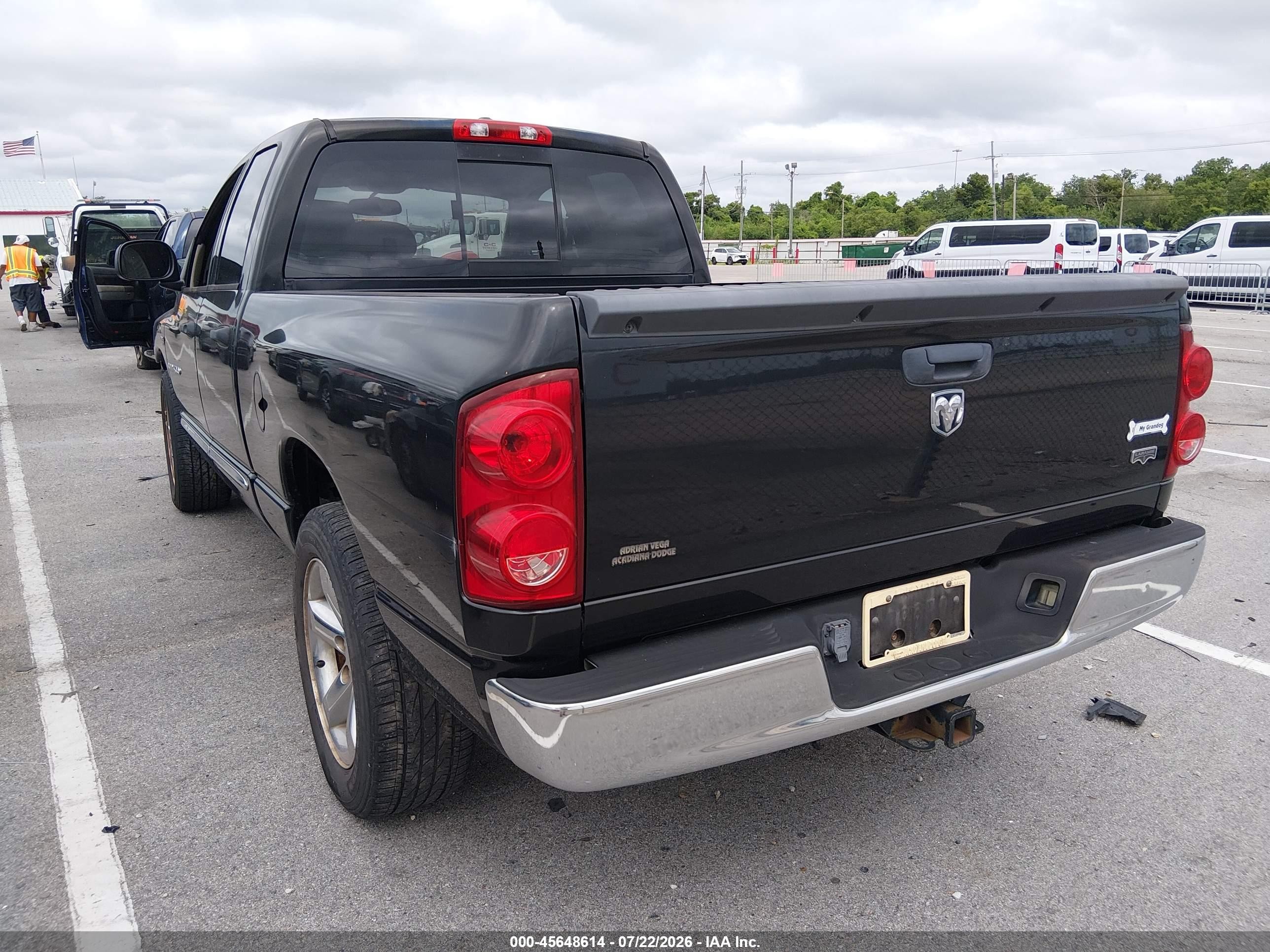 2007 Dodge Ram 1500 Laramie Черный vin: 1D7HA182X7J609537