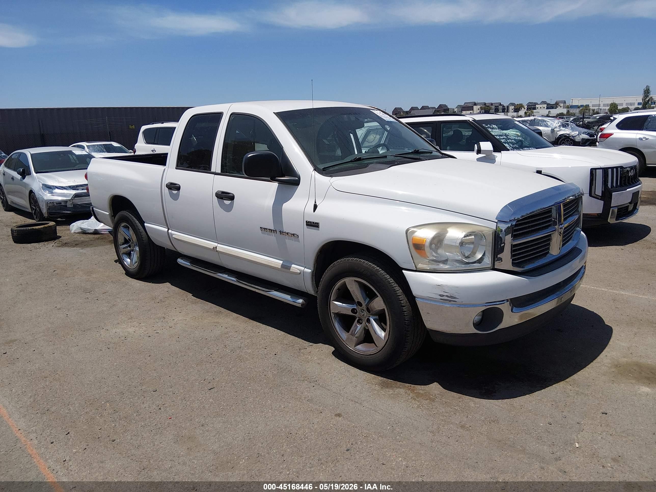 2007 Dodge Ram 1500 Slt Белый vin: 1D7HA182X7S132537