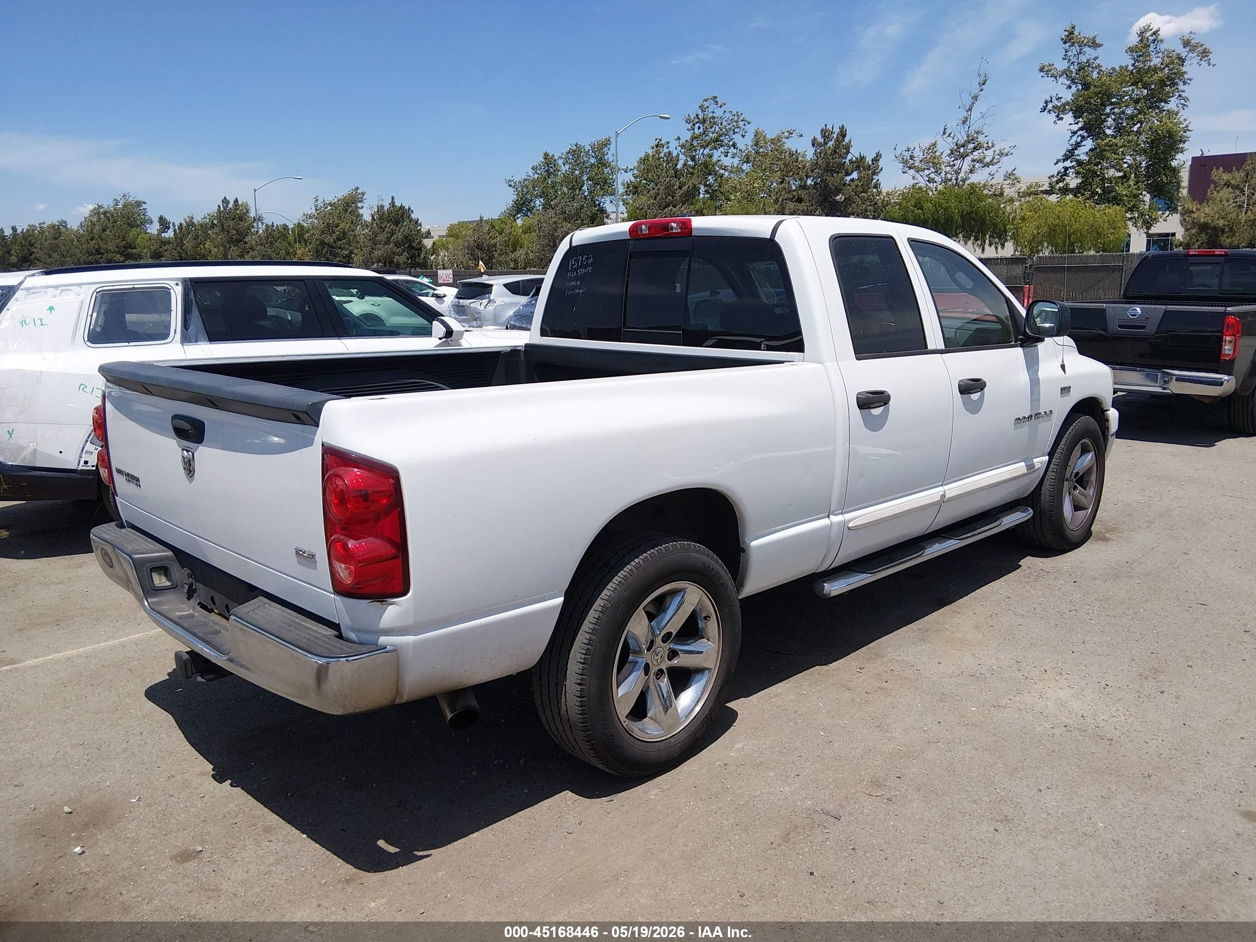 2007 Dodge Ram 1500 Slt White vin: 1D7HA182X7S132537