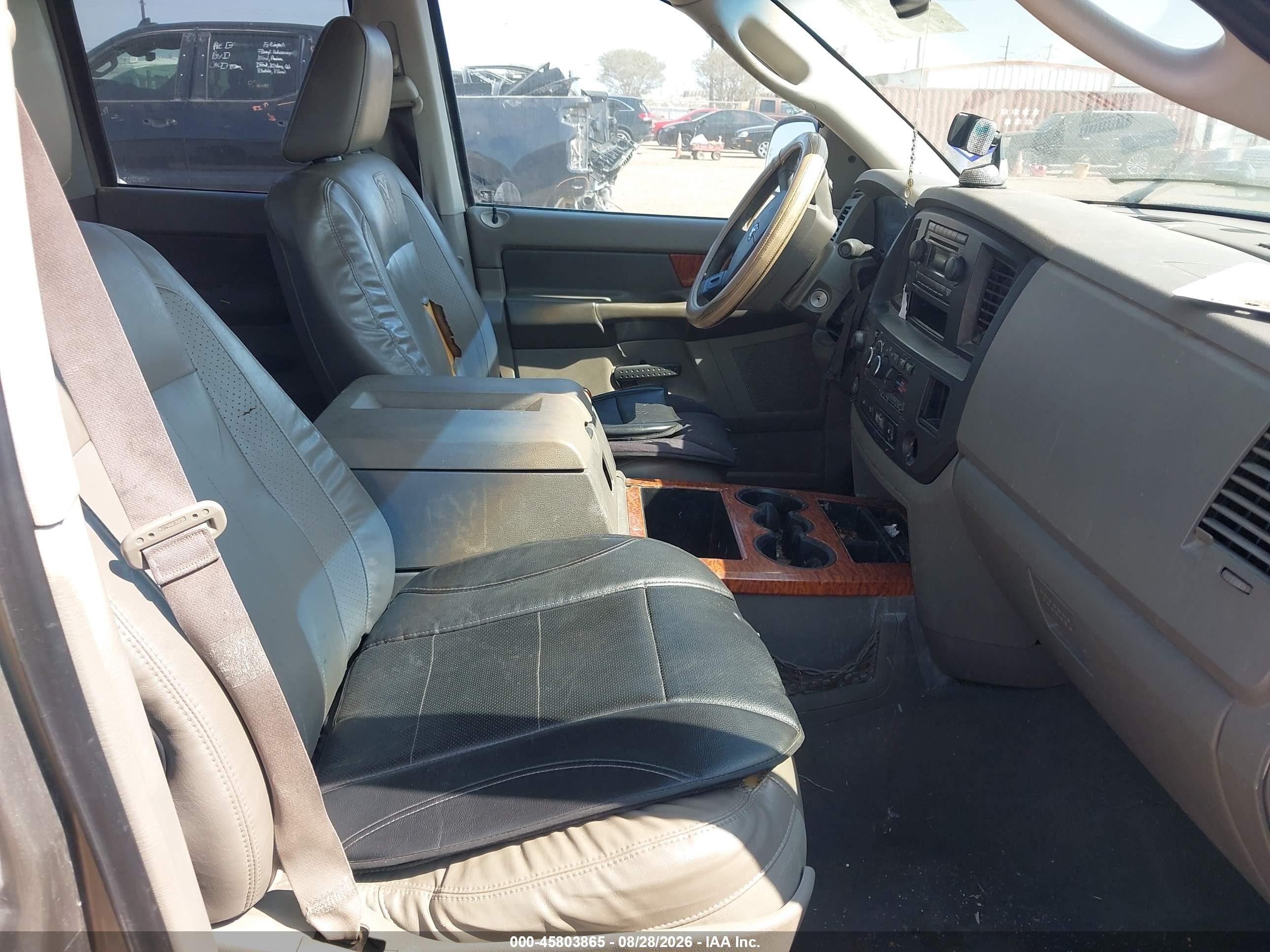 2008 Dodge Ram 1500 Slt Коричневый vin: 1D7HA182X8J102915