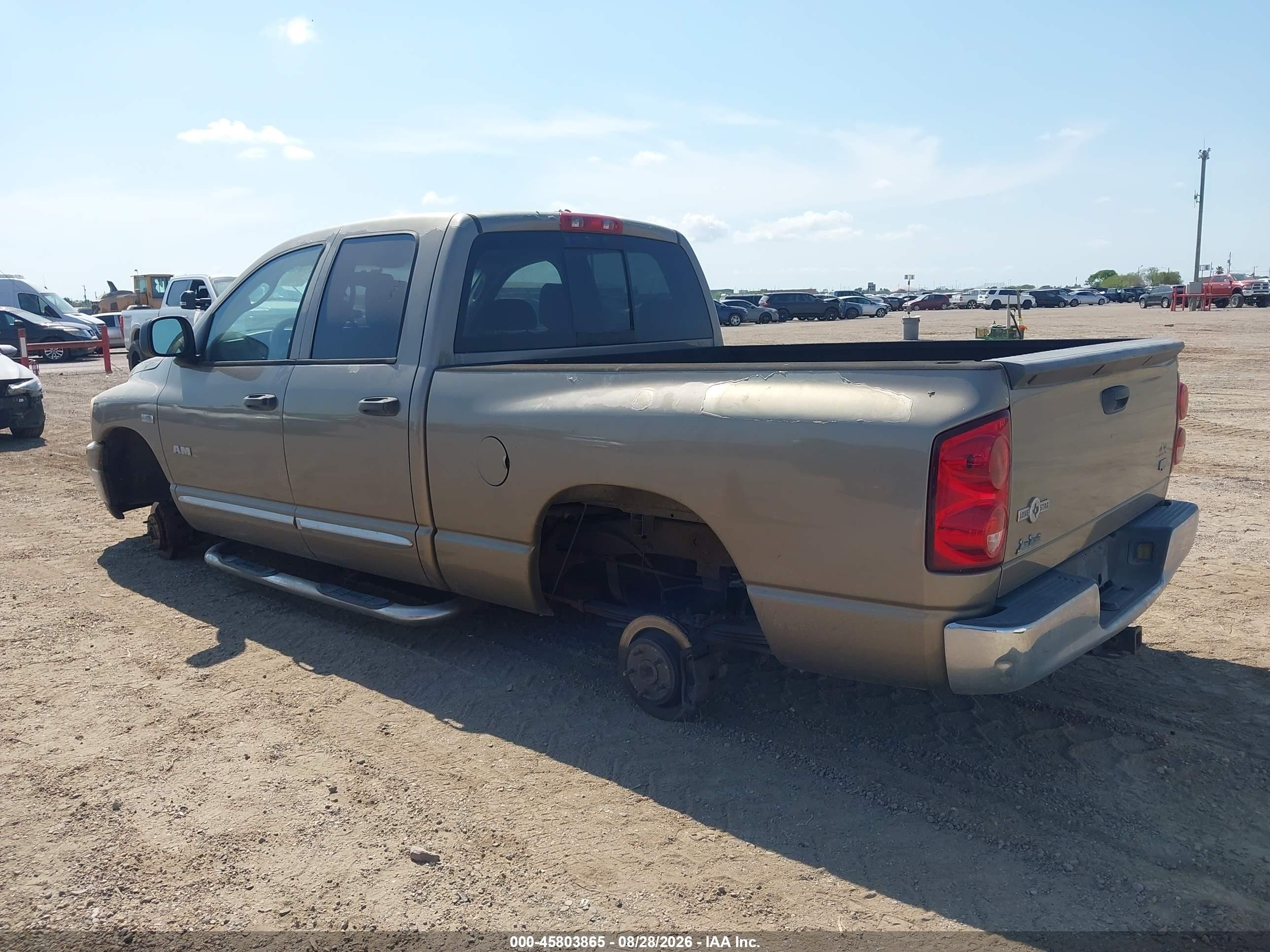 2008 Dodge Ram 1500 Slt Коричневый vin: 1D7HA182X8J102915