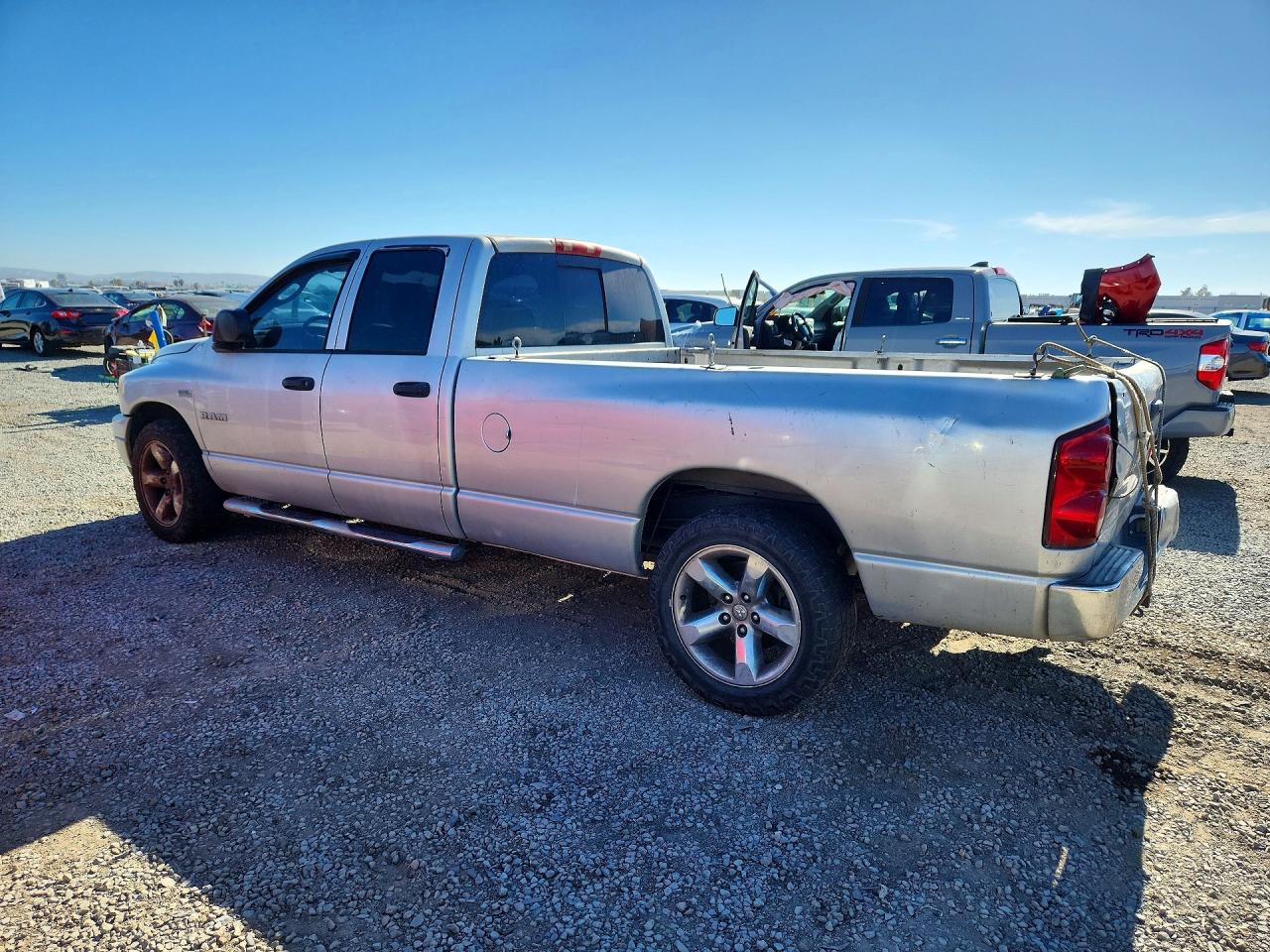 2008 Dodge Ram 1500 St Silver vin: 1D7HA182X8J107693