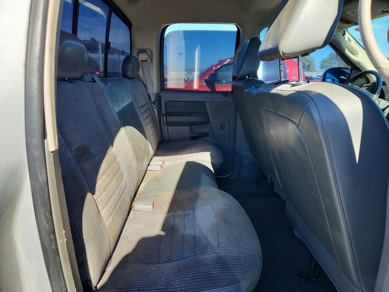 2008 Dodge Ram 1500 St Silver vin: 1D7HA182X8J107693