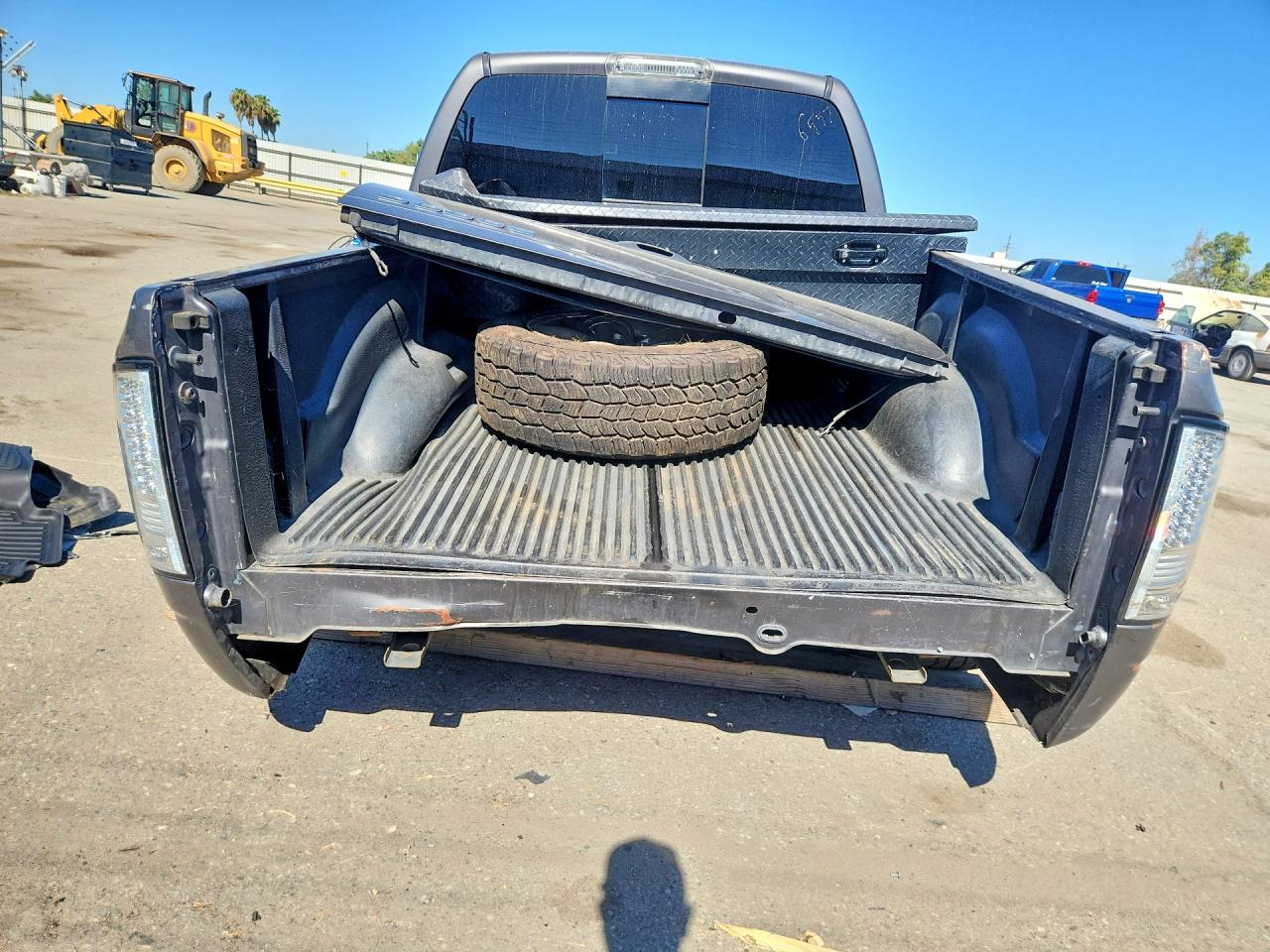 2004 Dodge Ram 1500 St Серый vin: 1D7HA18D04S643817