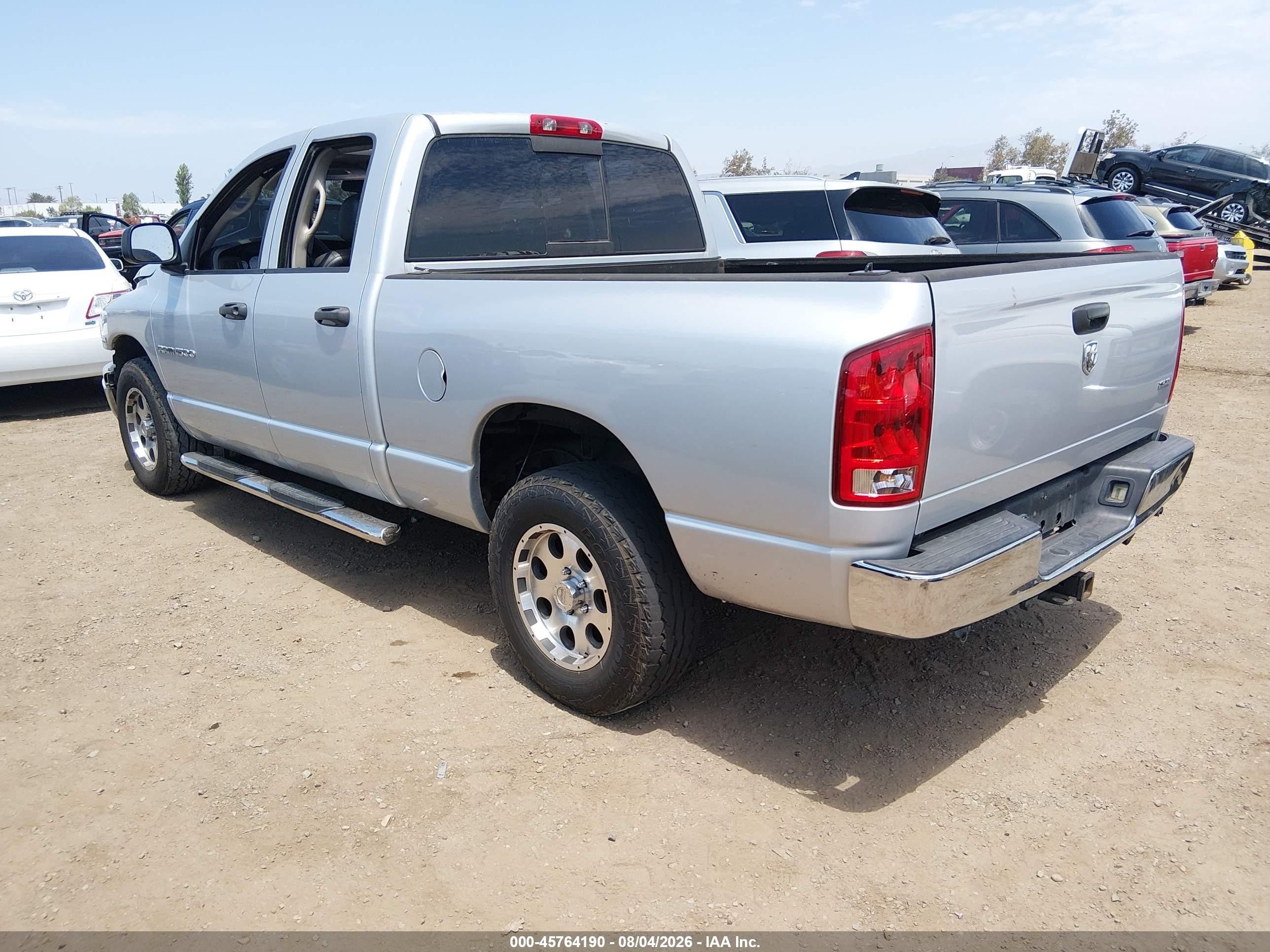 2005 Dodge Ram 1500 Slt/laramie Серебряный vin: 1D7HA18D05S272210
