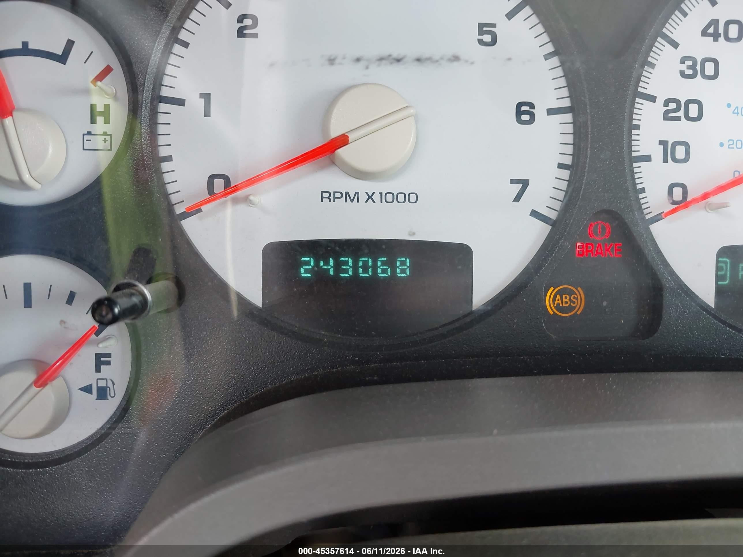 2004 Dodge Ram 1500 Slt/laramie Silver vin: 1D7HA18D14S543290