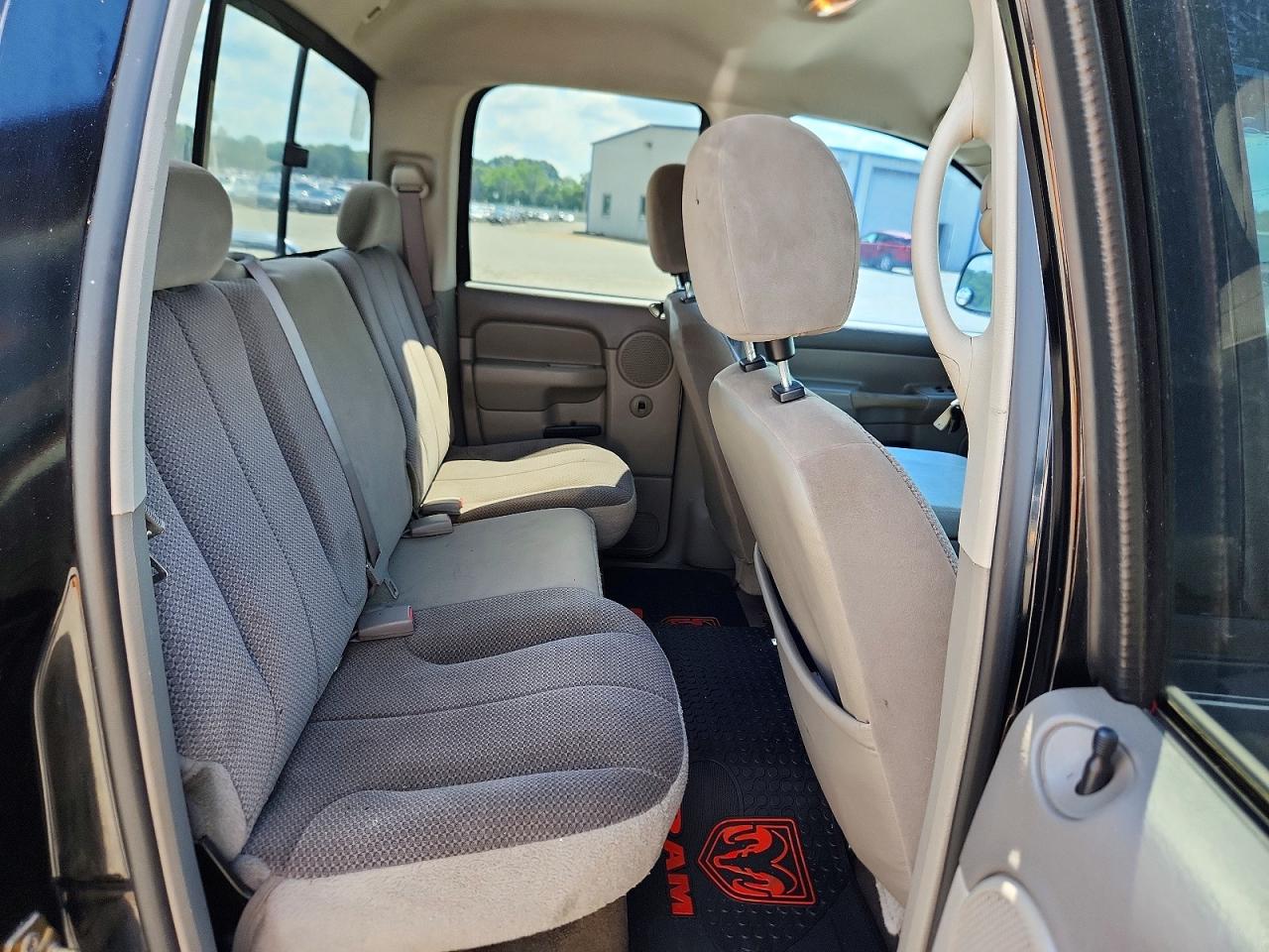 2004 Dodge Ram 1500 St Black vin: 1D7HA18D14S646158