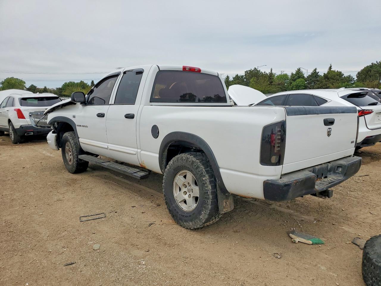 2005 Dodge Ram 1500 St/slt White vin: 1D7HA18D15J598443