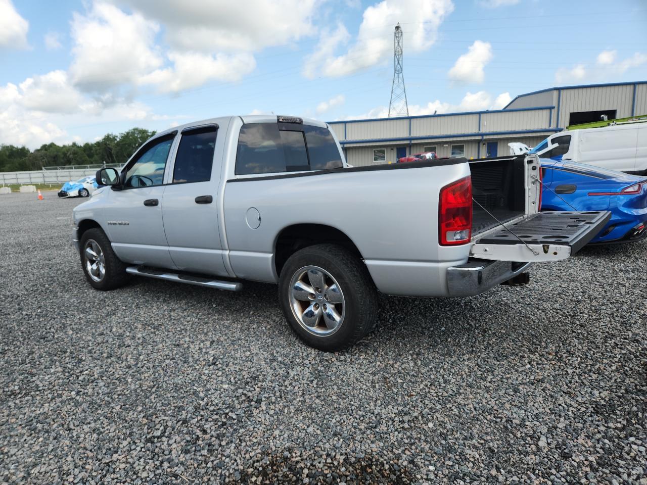 2005 Dodge Ram 1500 St Silver vin: 1D7HA18D15S121523