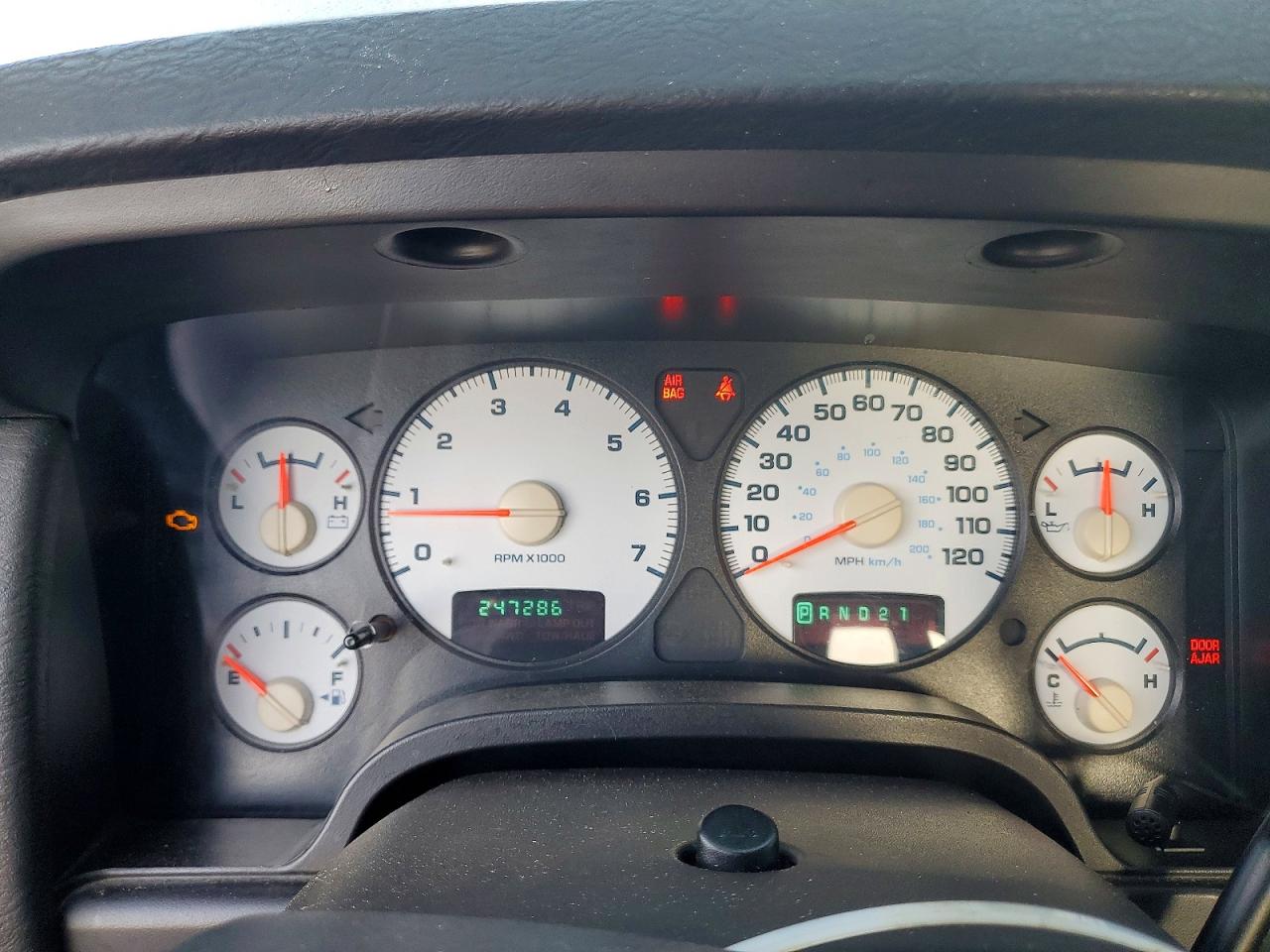 2005 Dodge Ram 1500 St Silver vin: 1D7HA18D45J563458