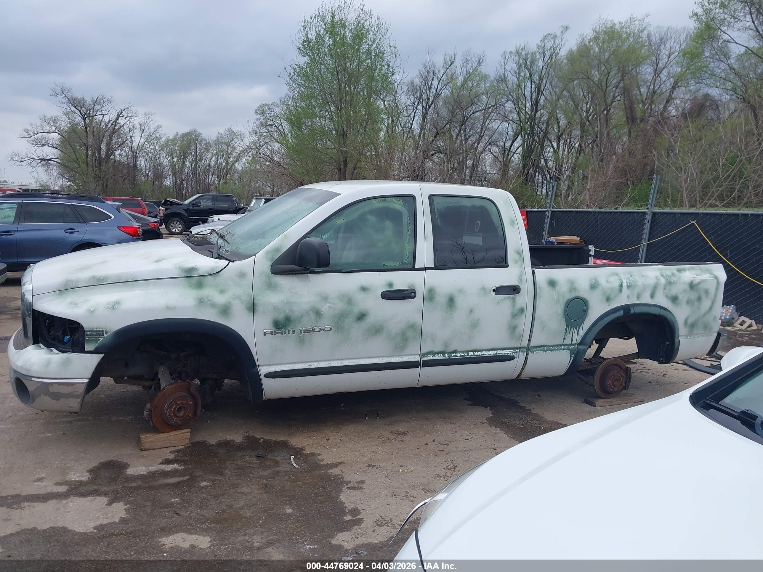 2005 Dodge Ram 1500 Slt/laramie White vin: 1D7HA18D45S112122