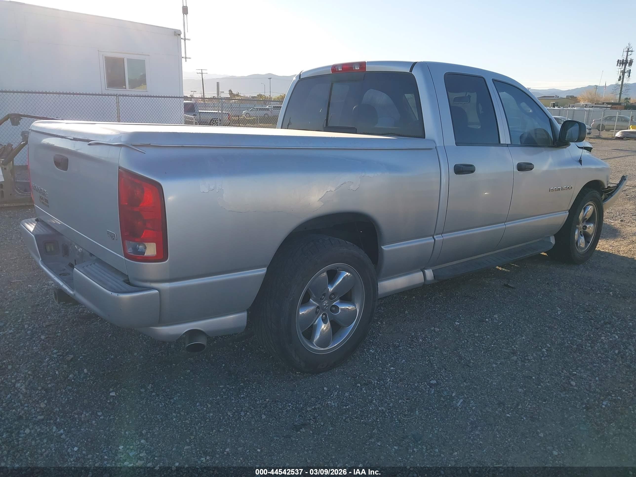 2003 Dodge Ram 1500   Silver vin: 1D7HA18D63S297898