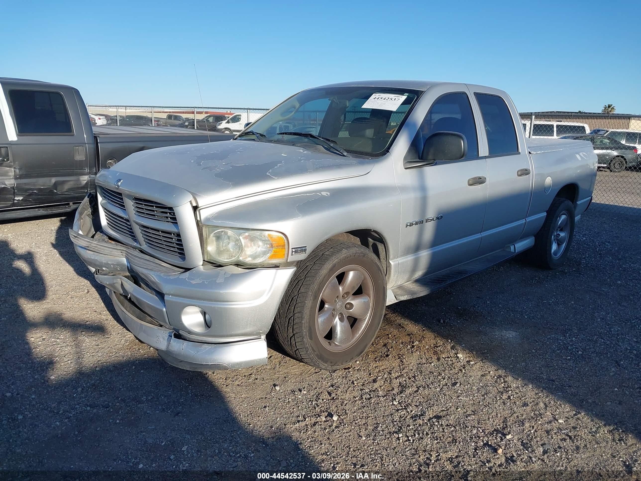 2003 Dodge Ram 1500   Silver vin: 1D7HA18D63S297898