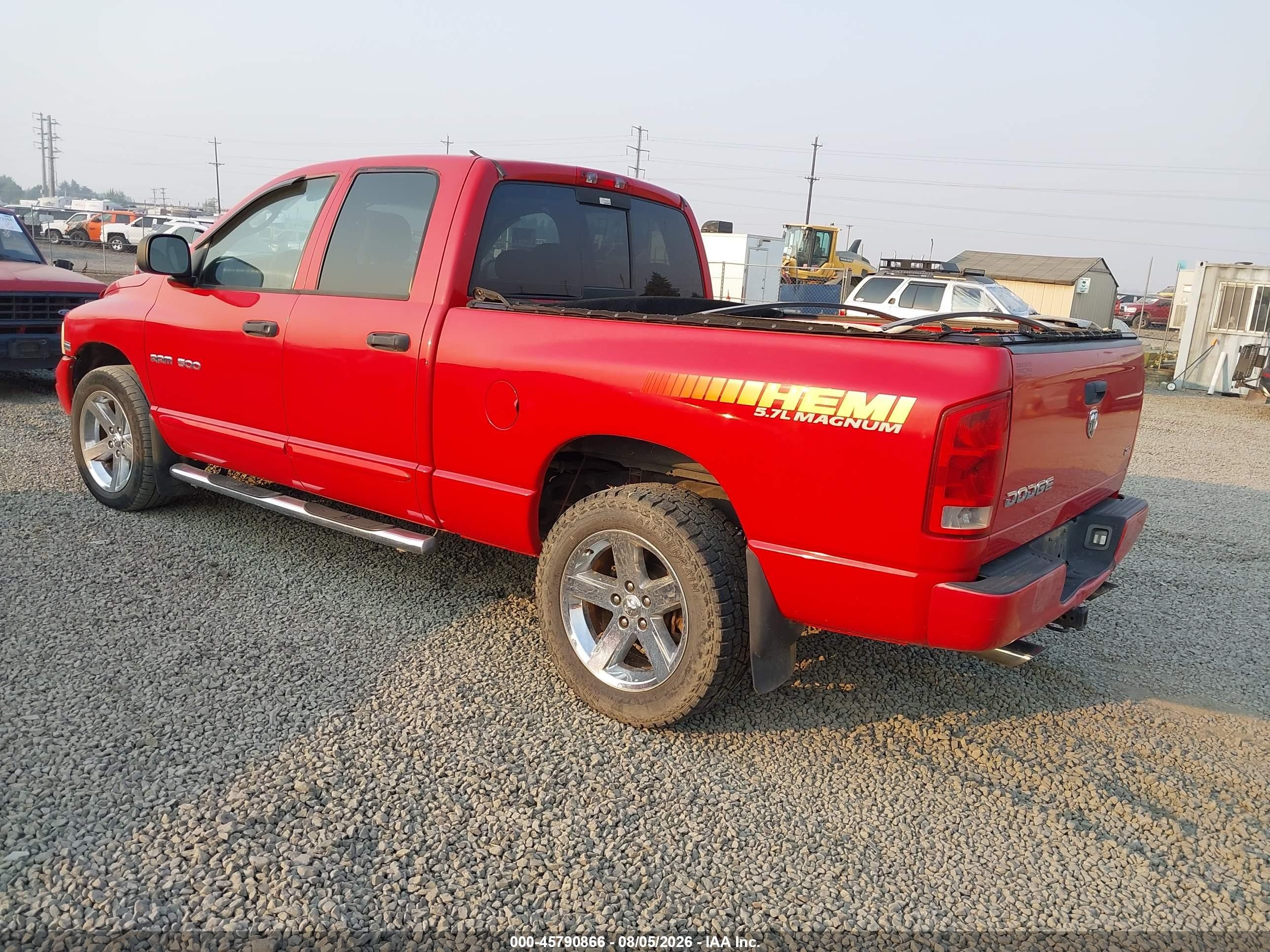 2005 Dodge Ram 1500 Slt/laramie Red vin: 1D7HA18D75S354466