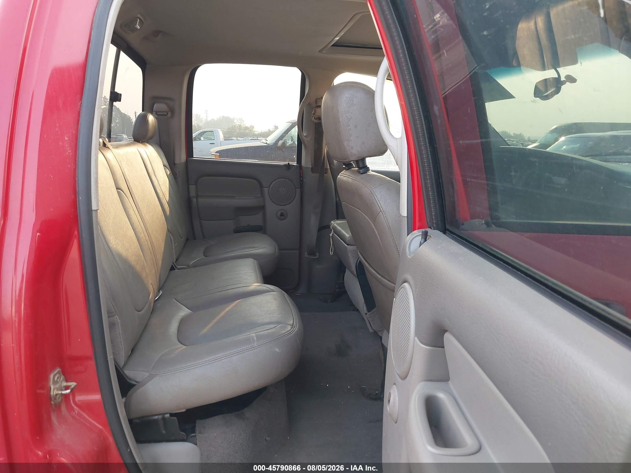 2005 Dodge Ram 1500 Slt/laramie Red vin: 1D7HA18D75S354466