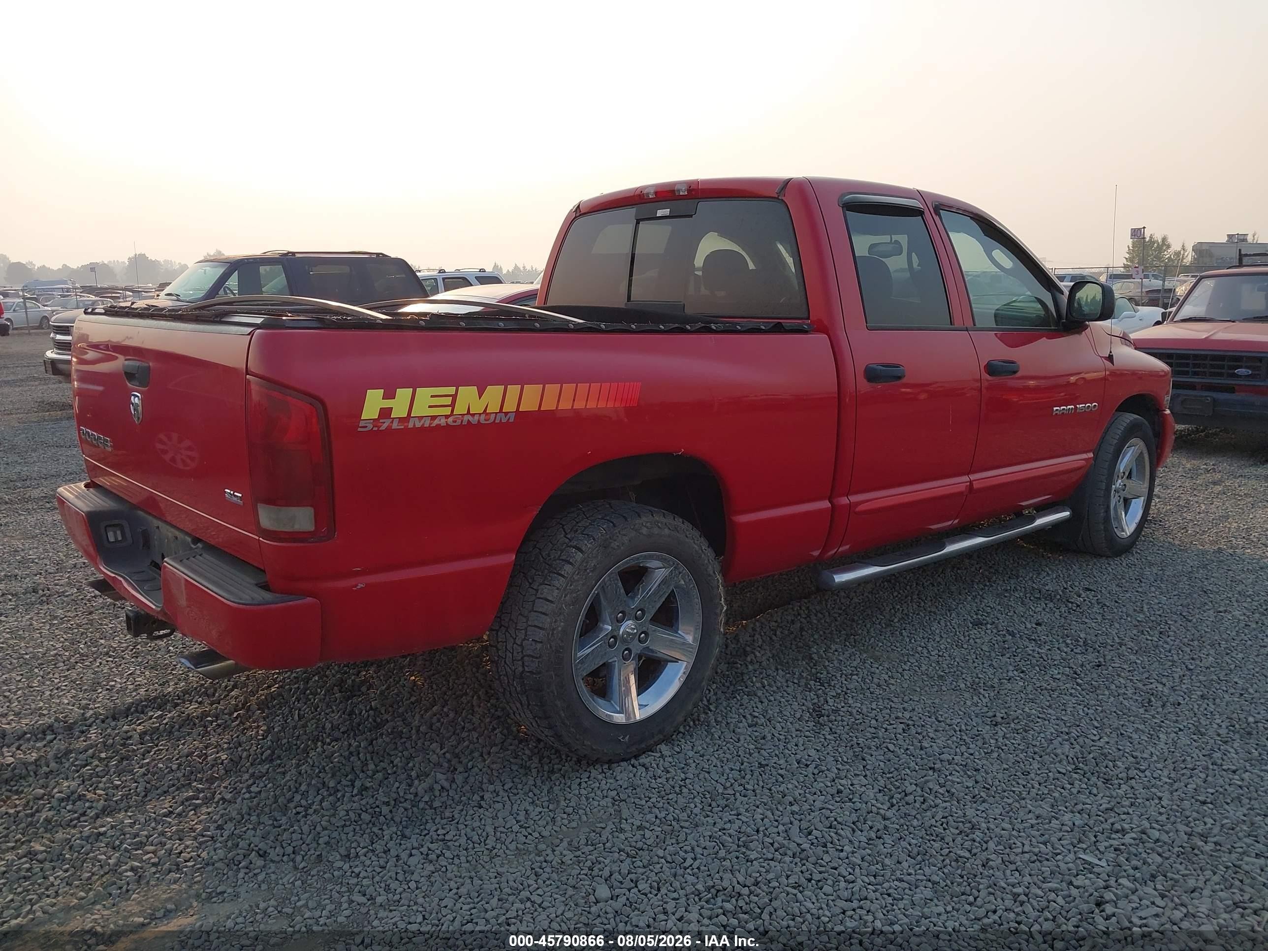 2005 Dodge Ram 1500 Slt/laramie Red vin: 1D7HA18D75S354466