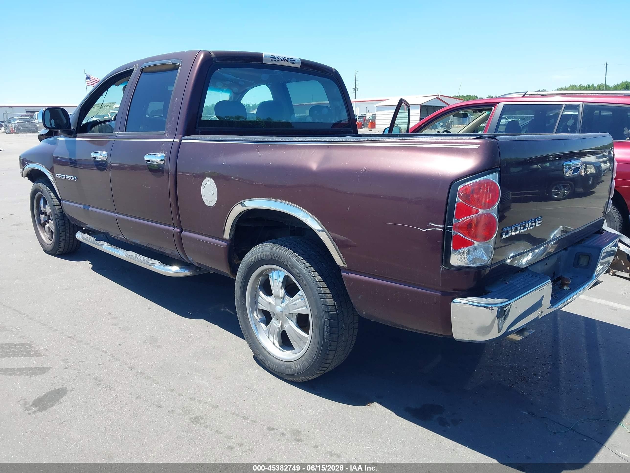 2004 Dodge Ram 1500 St Maroon vin: 1D7HA18D84J104612