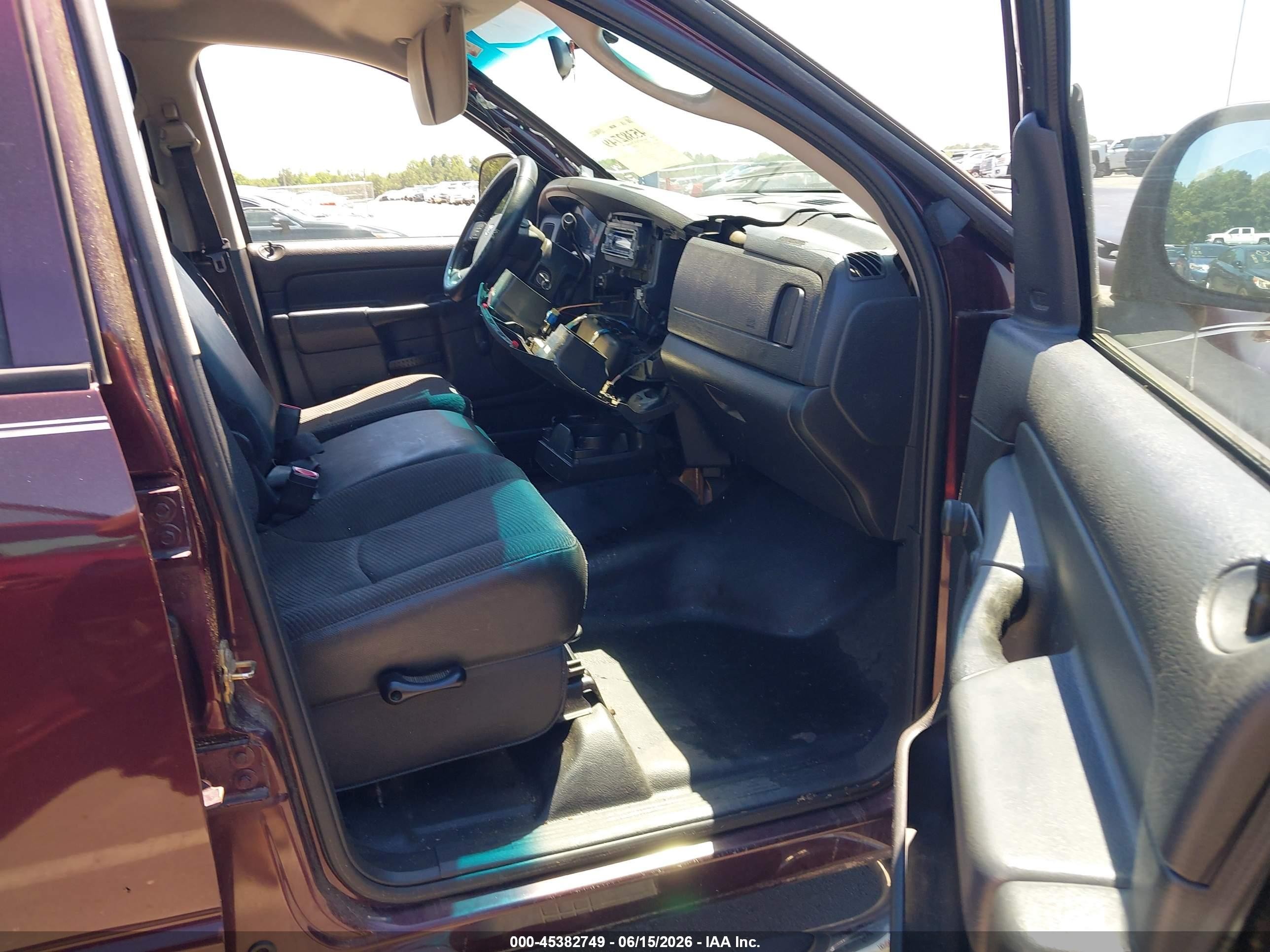 2004 Dodge Ram 1500 St Maroon vin: 1D7HA18D84J104612