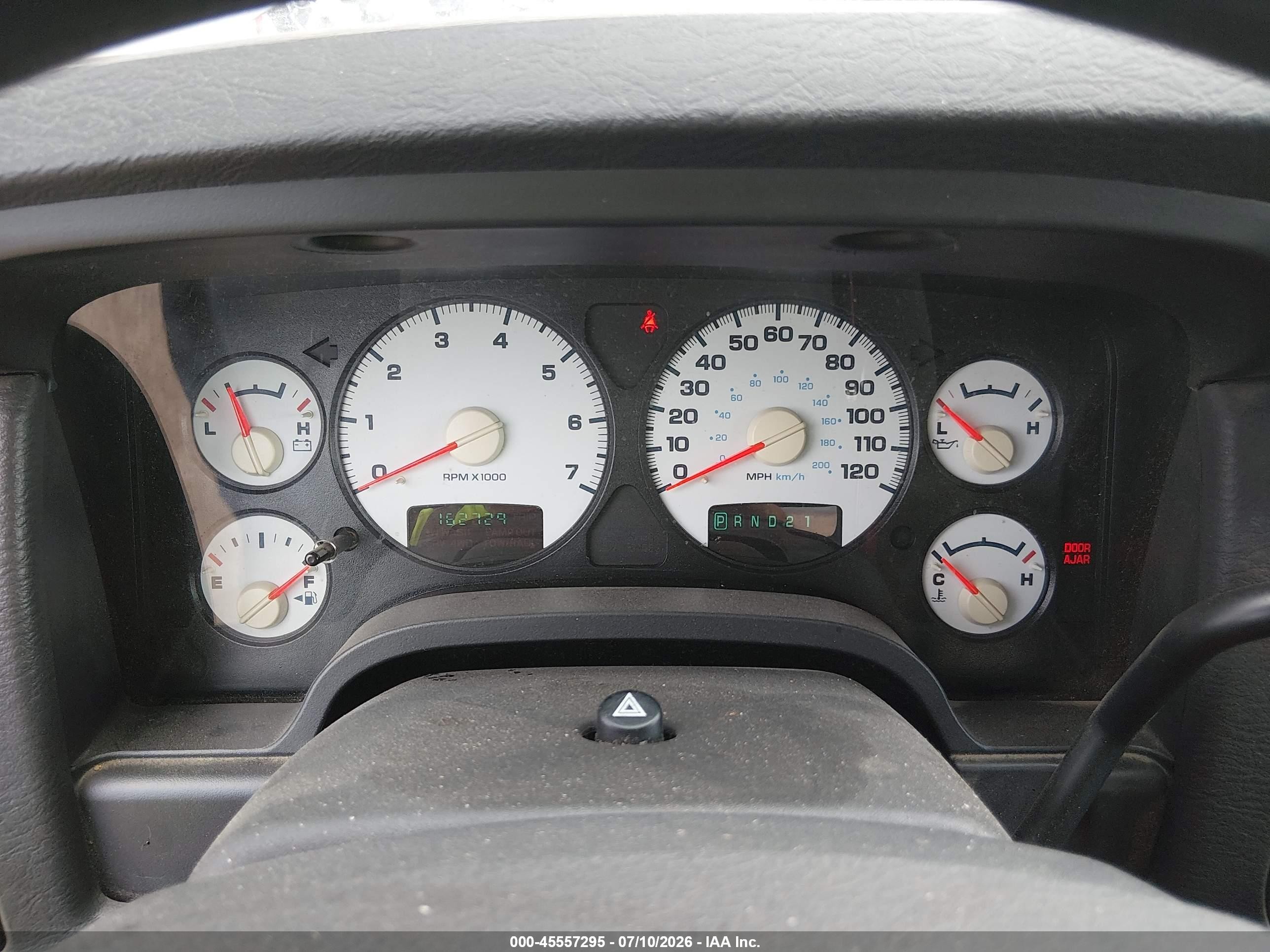 2005 Dodge Ram 1500 Slt/laramie Серебряный vin: 1D7HA18D95J625324