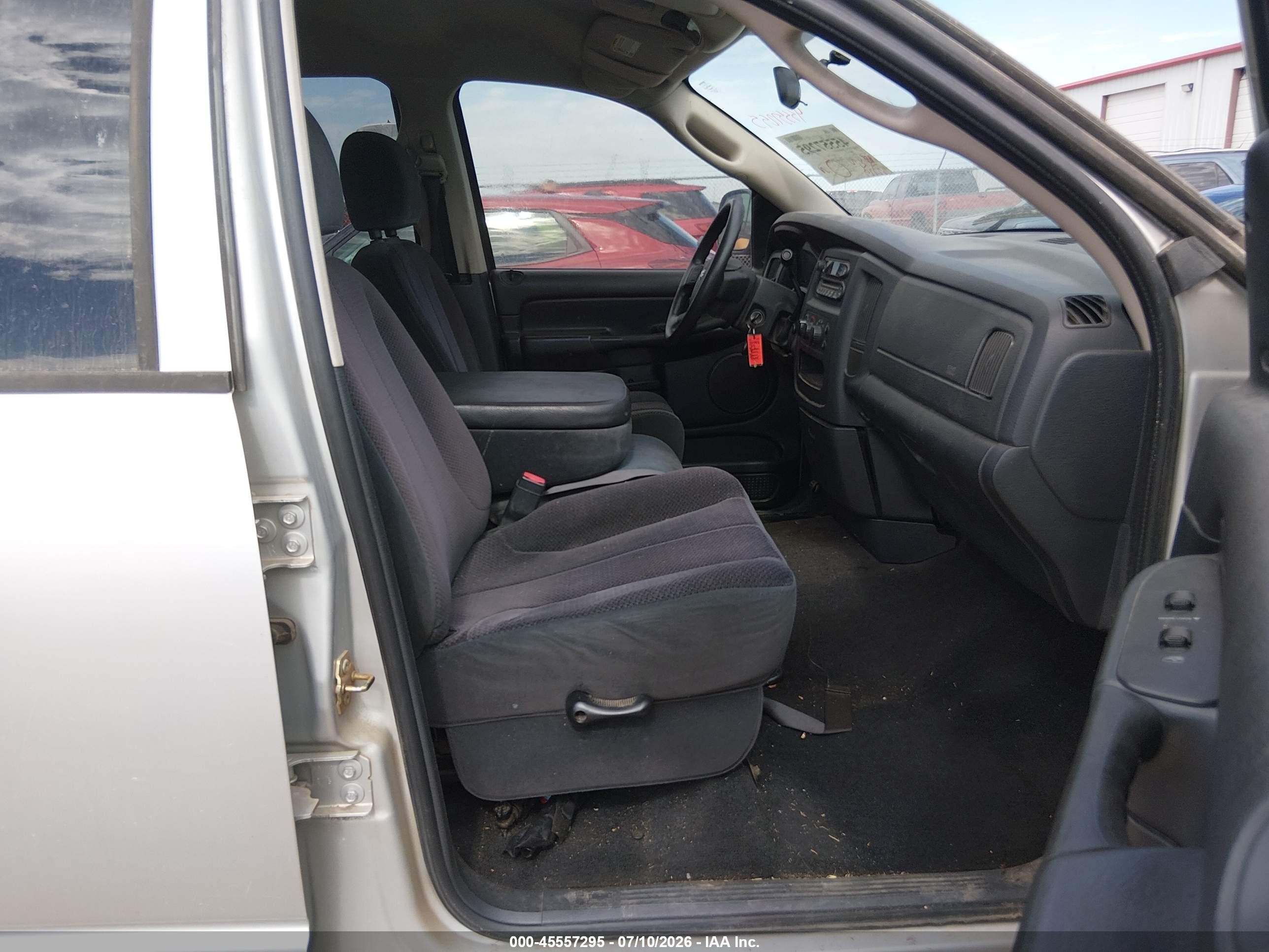 2005 Dodge Ram 1500 Slt/laramie Серебряный vin: 1D7HA18D95J625324