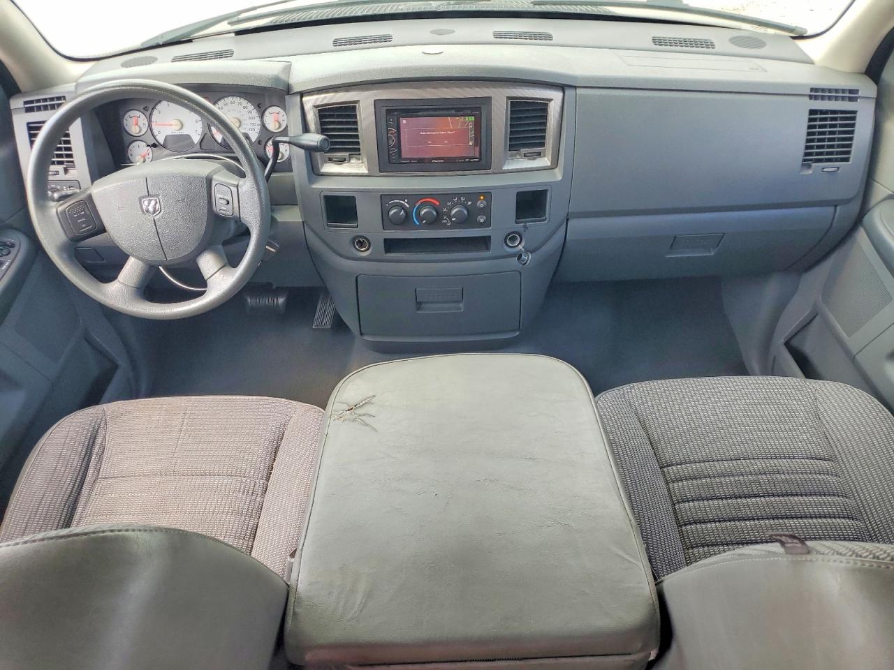 2008 Dodge Ram 1500 St Серый vin: 1D7HA18K08J177784