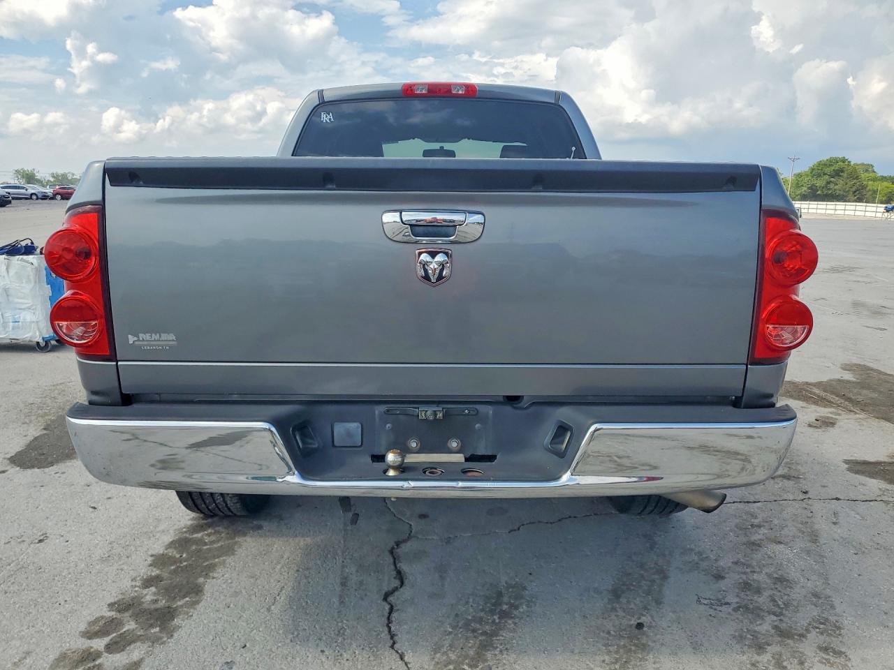 2008 Dodge Ram 1500 St Серый vin: 1D7HA18K08J177784