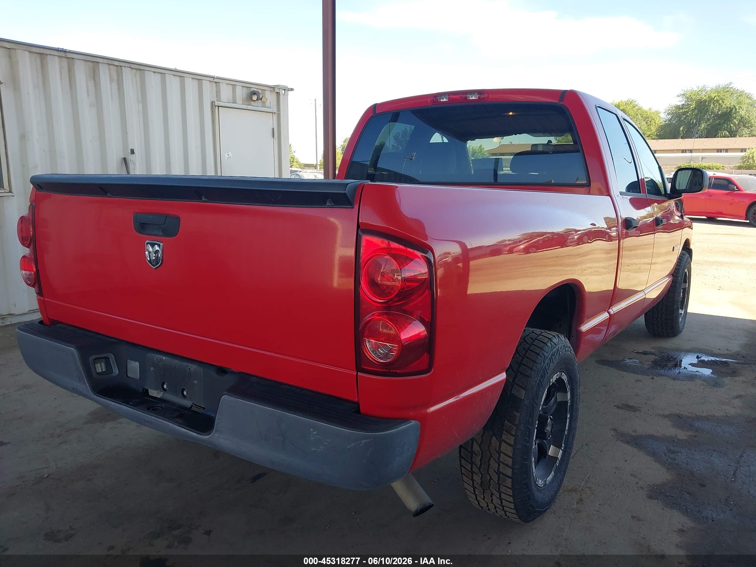 2008 Dodge Ram 1500 St/sxt Red vin: 1D7HA18K98J177900
