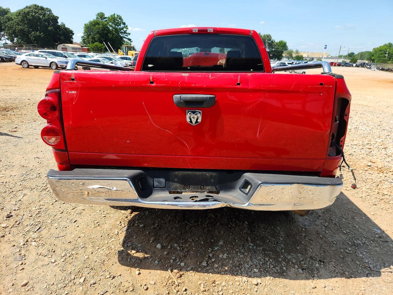 2008 Dodge Ram 1500 St Red vin: 1D7HA18K98J205484