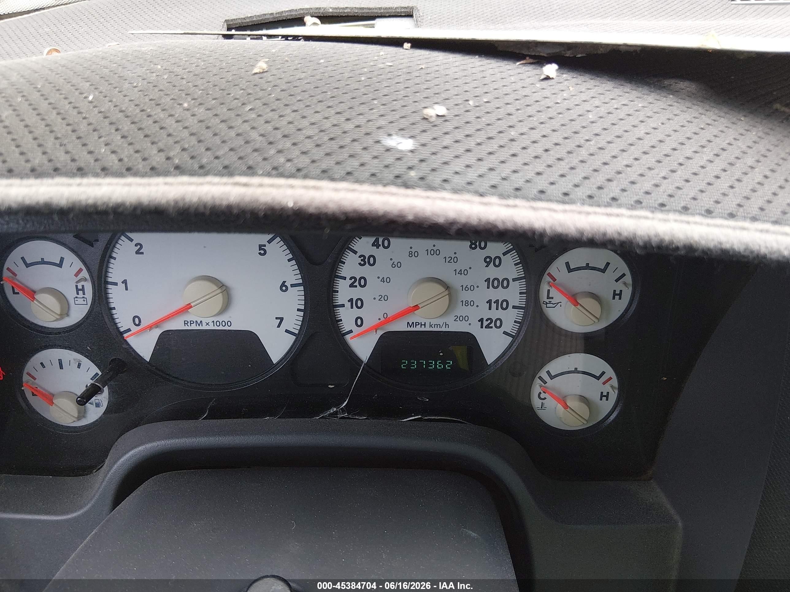 2006 Dodge Ram 1500 St White vin: 1D7HA18KX6J118660