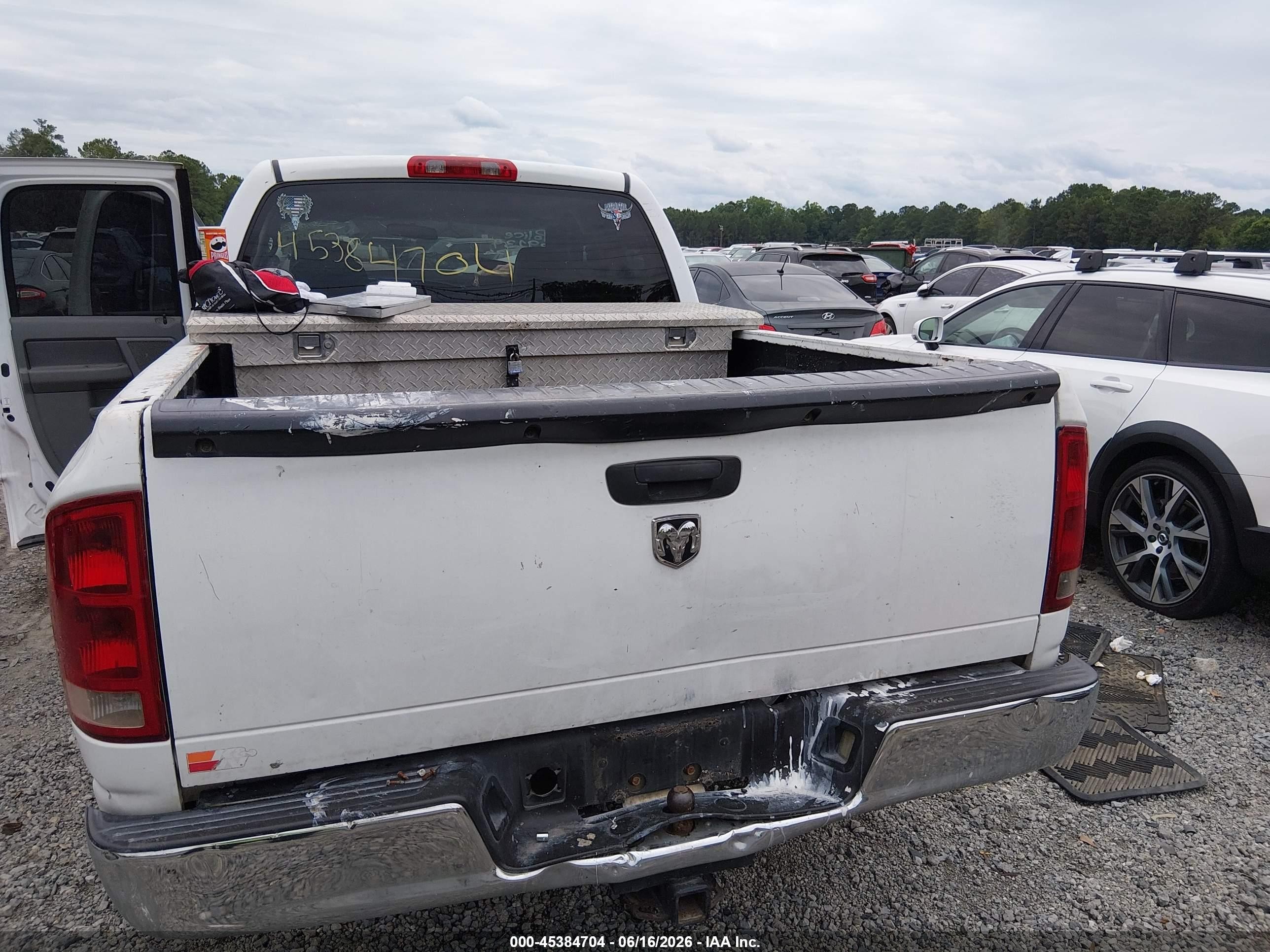 2006 Dodge Ram 1500 St White vin: 1D7HA18KX6J118660