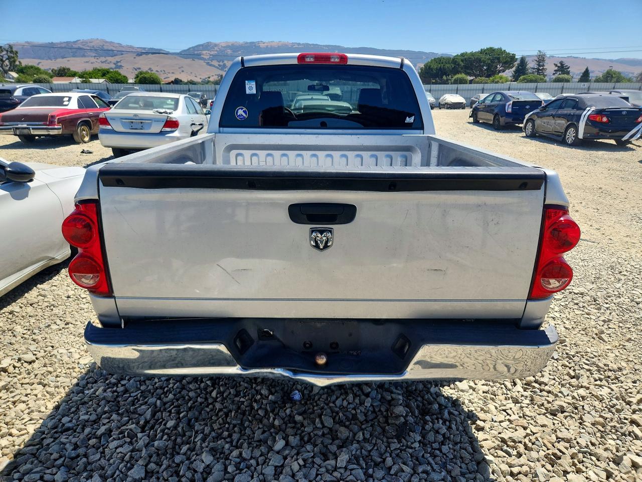 2007 Dodge Ram 1500 St Silver vin: 1D7HA18KX7J503573