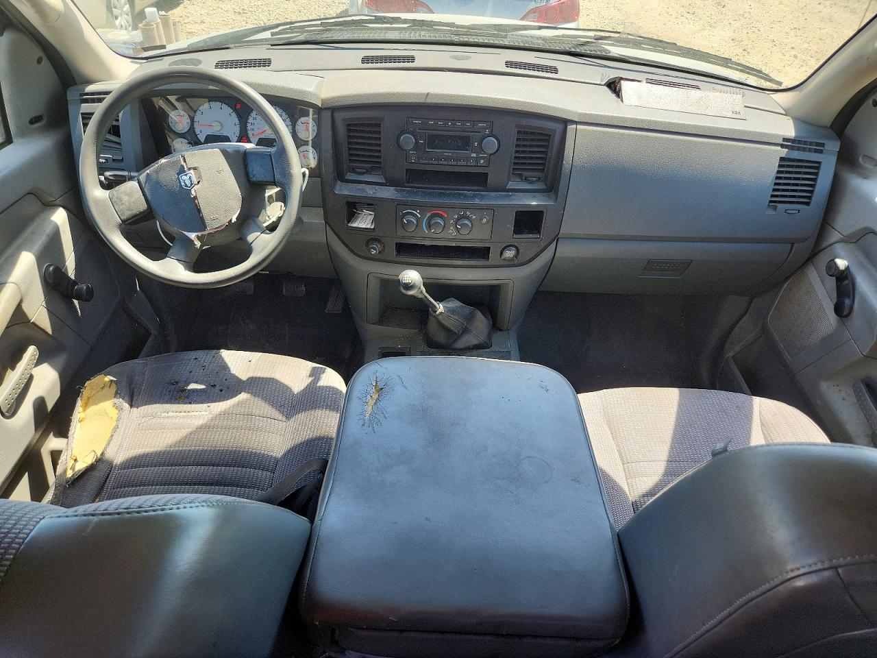 2007 Dodge Ram 1500 St Silver vin: 1D7HA18KX7J503573