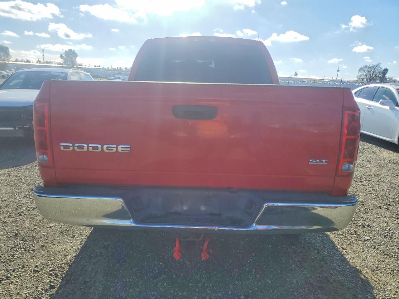 2004 Dodge Ram 1500 St Красный vin: 1D7HA18N04S673618