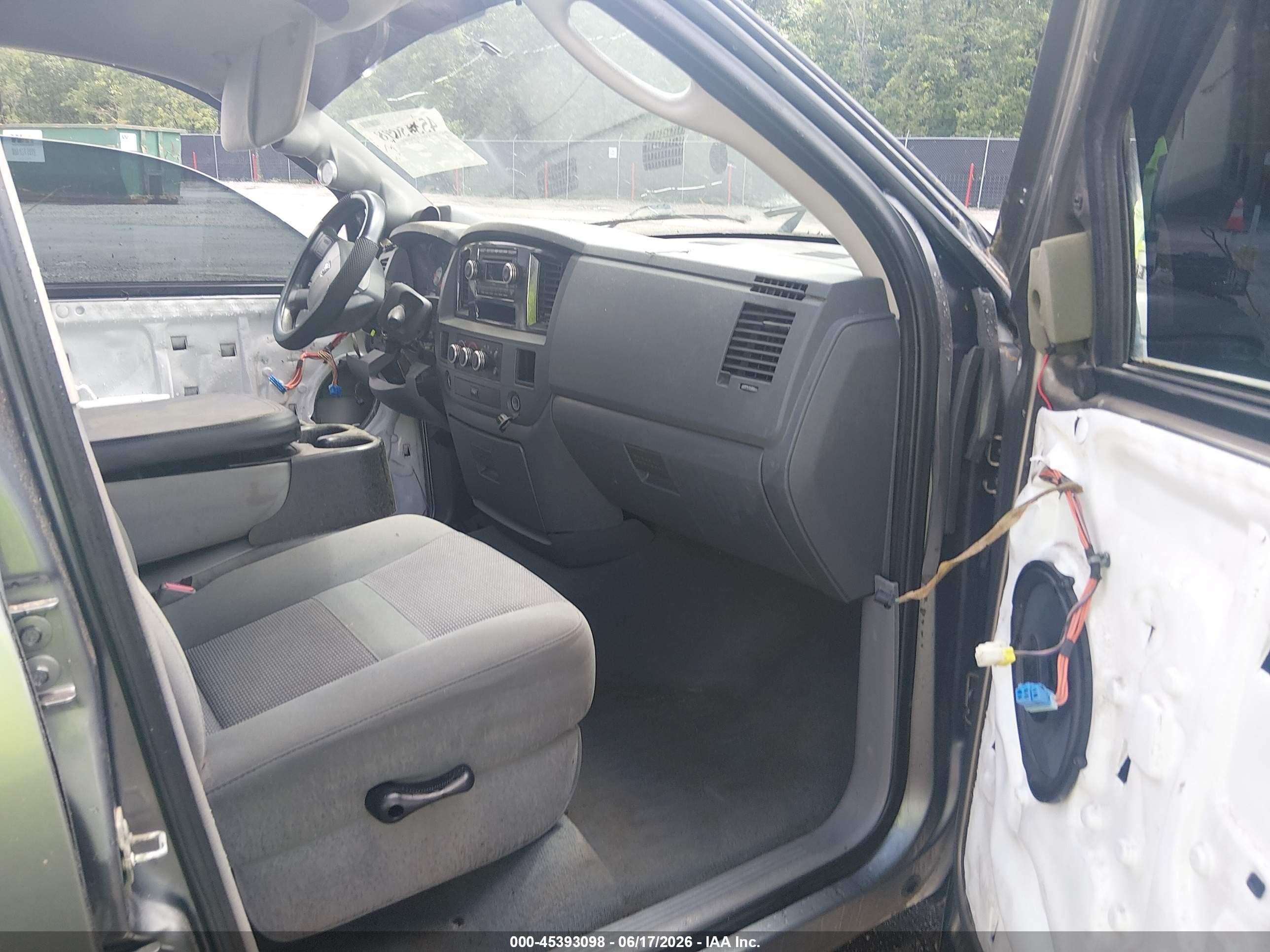 2008 Dodge Ram 1500 Slt Gray vin: 1D7HA18N08J117207