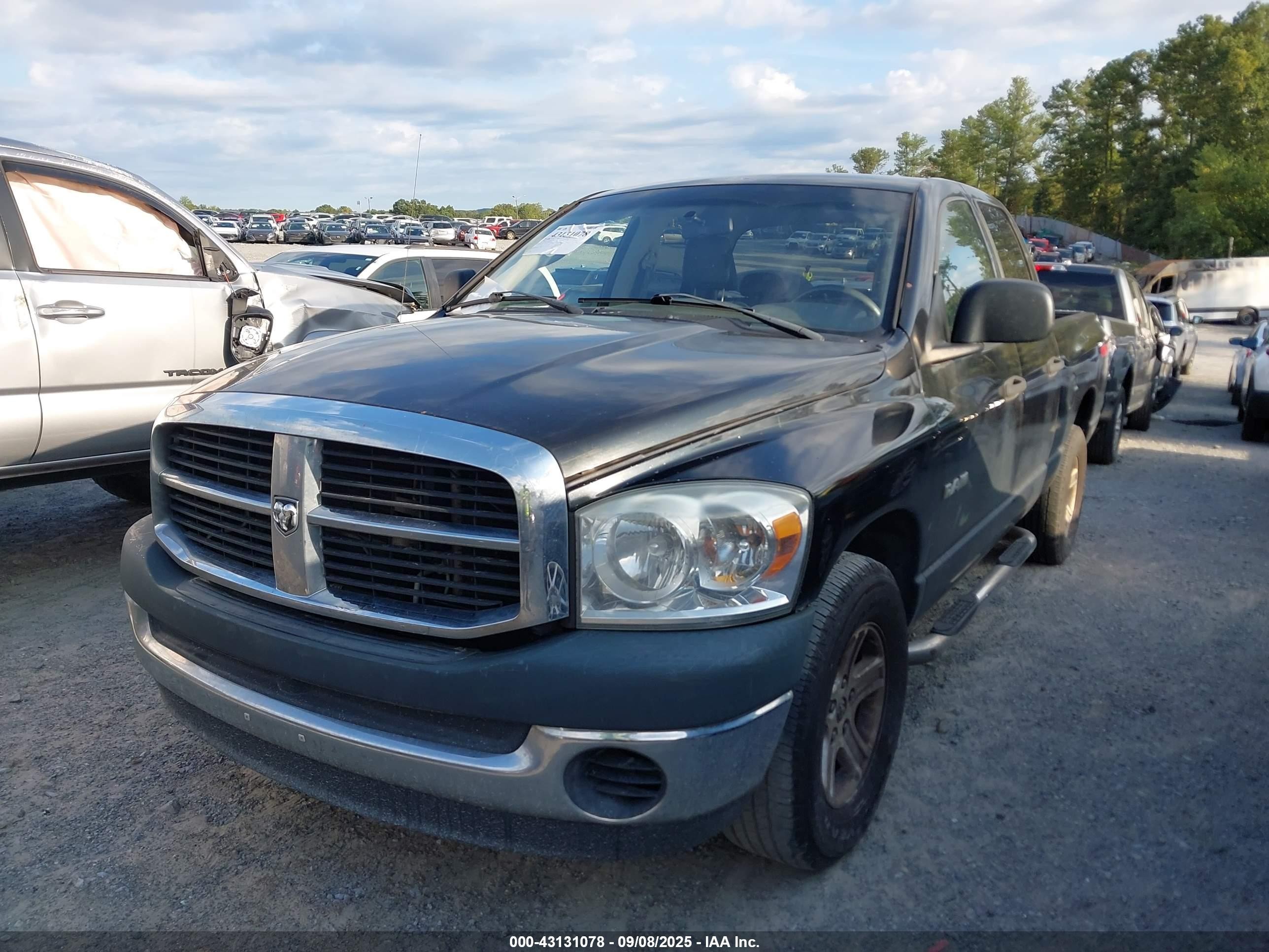 2008 Dodge Ram 1500 St/sxt Черный vin: 1D7HA18N08S520890