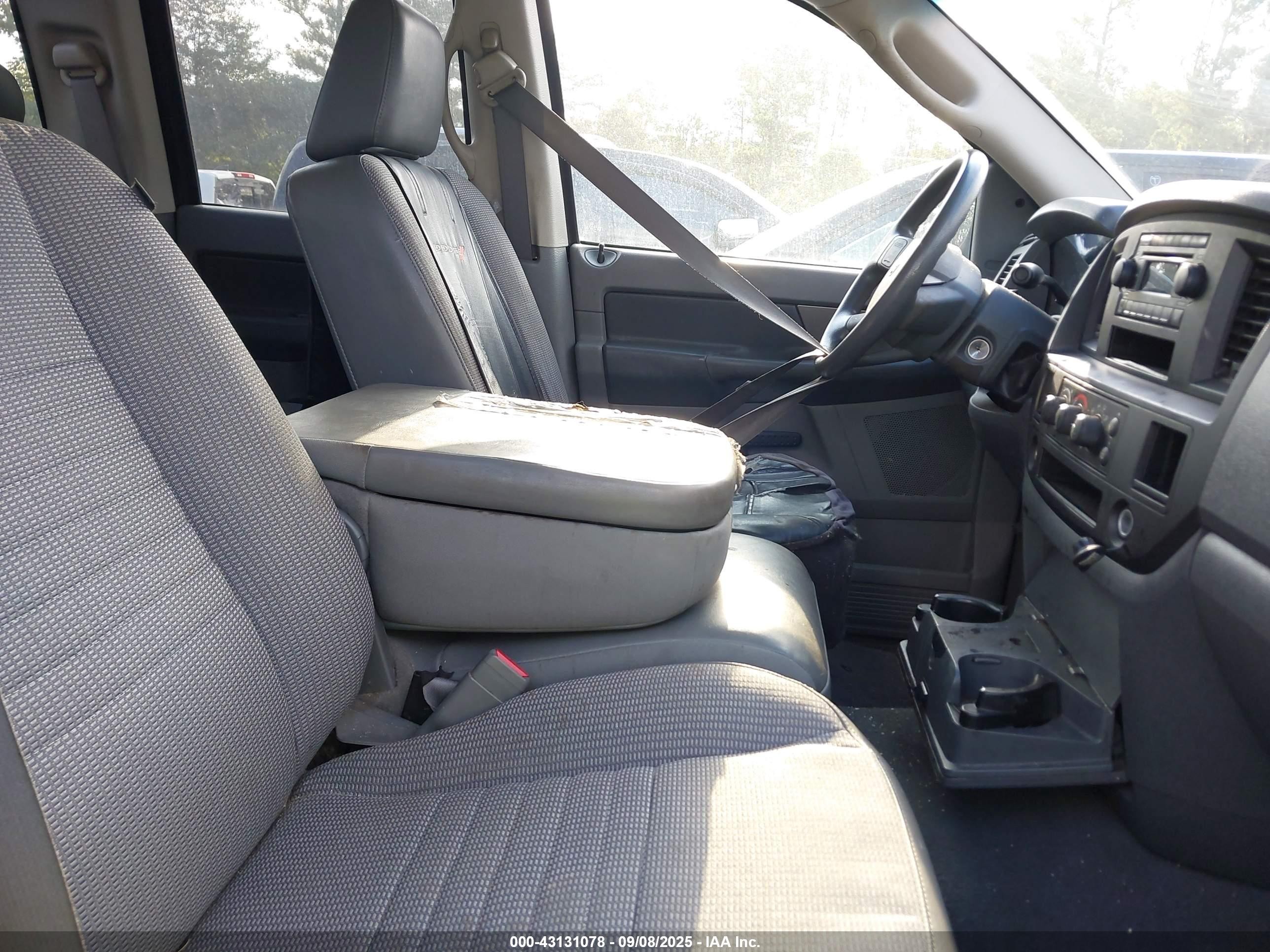 2008 Dodge Ram 1500 St/sxt Черный vin: 1D7HA18N08S520890
