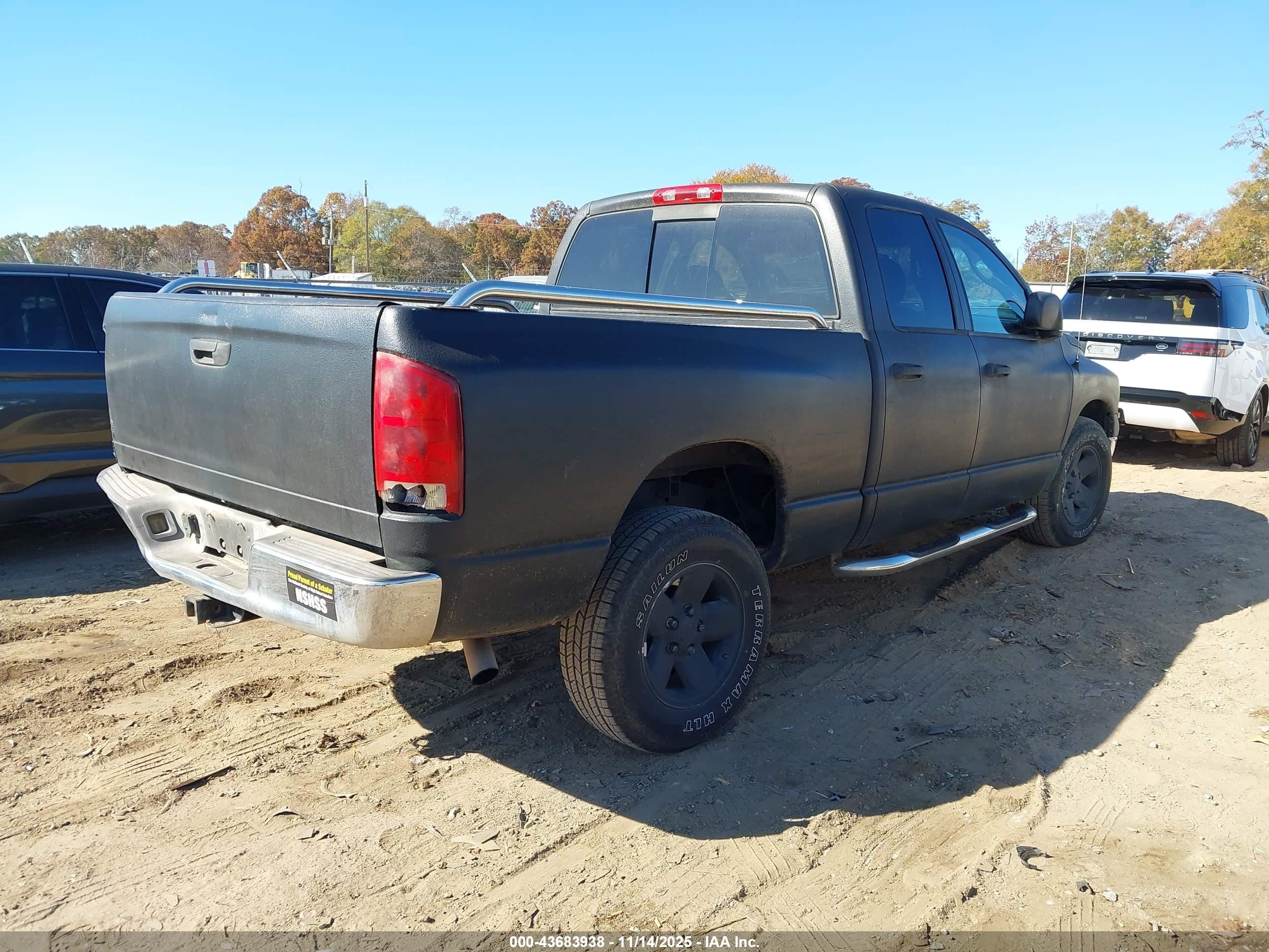 2002 Dodge Ram 1500   Brown vin: 1D7HA18N12S522798