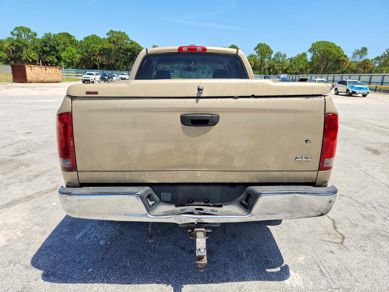 2003 Dodge Ram 1500 St Tan vin: 1D7HA18N13S128719