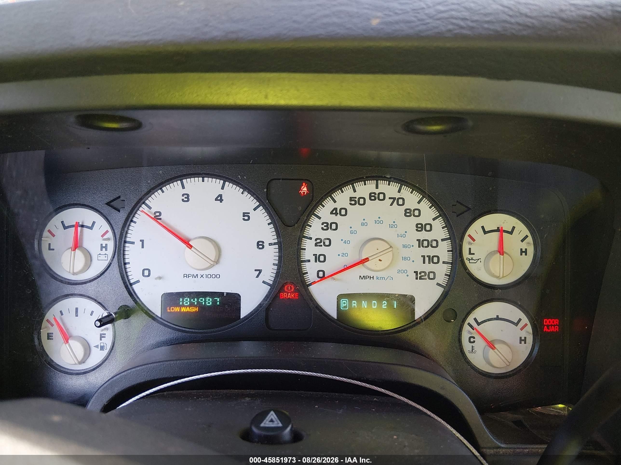 2004 Dodge Ram 1500 St Красный vin: 1D7HA18N14S569283