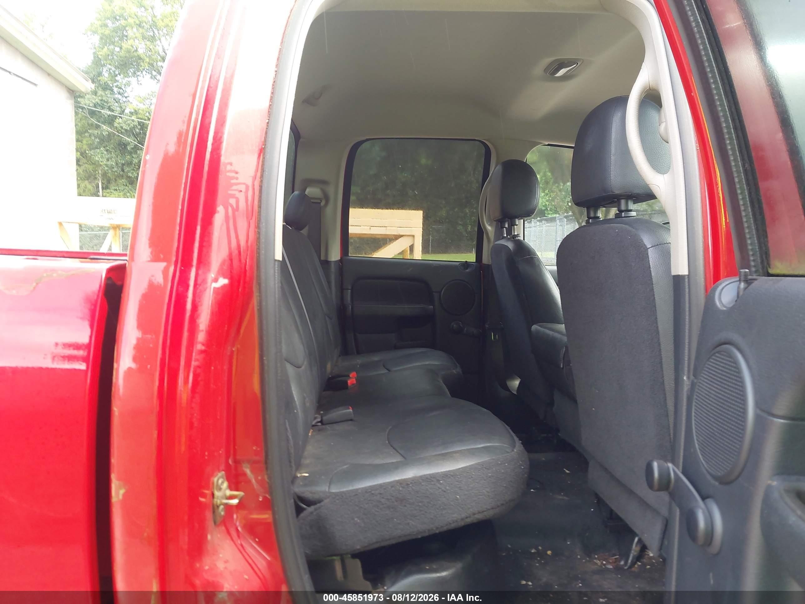 2004 Dodge Ram 1500 St Красный vin: 1D7HA18N14S569283