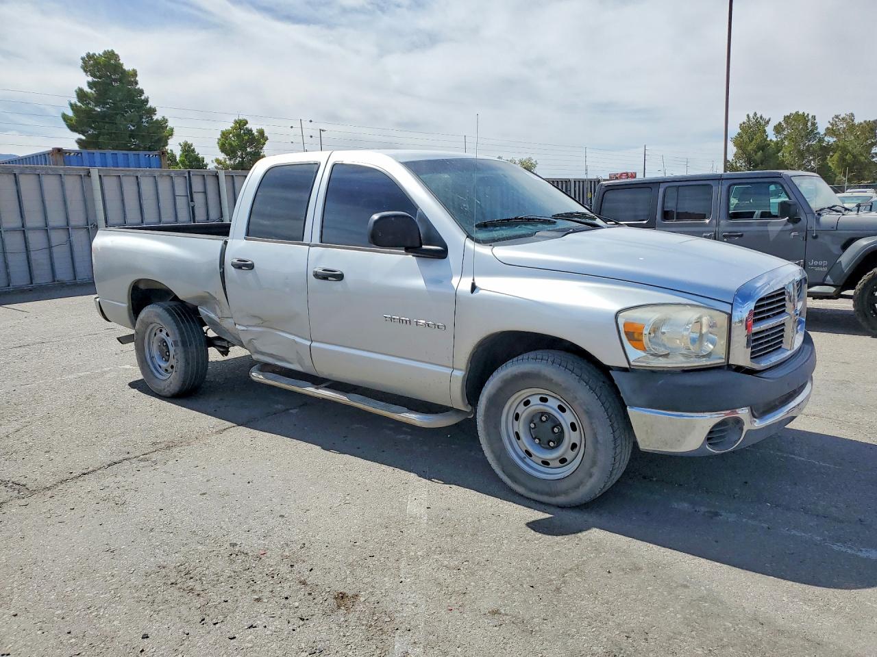 2006 Dodge Ram 1500 St Серебряный vin: 1D7HA18N16S660928
