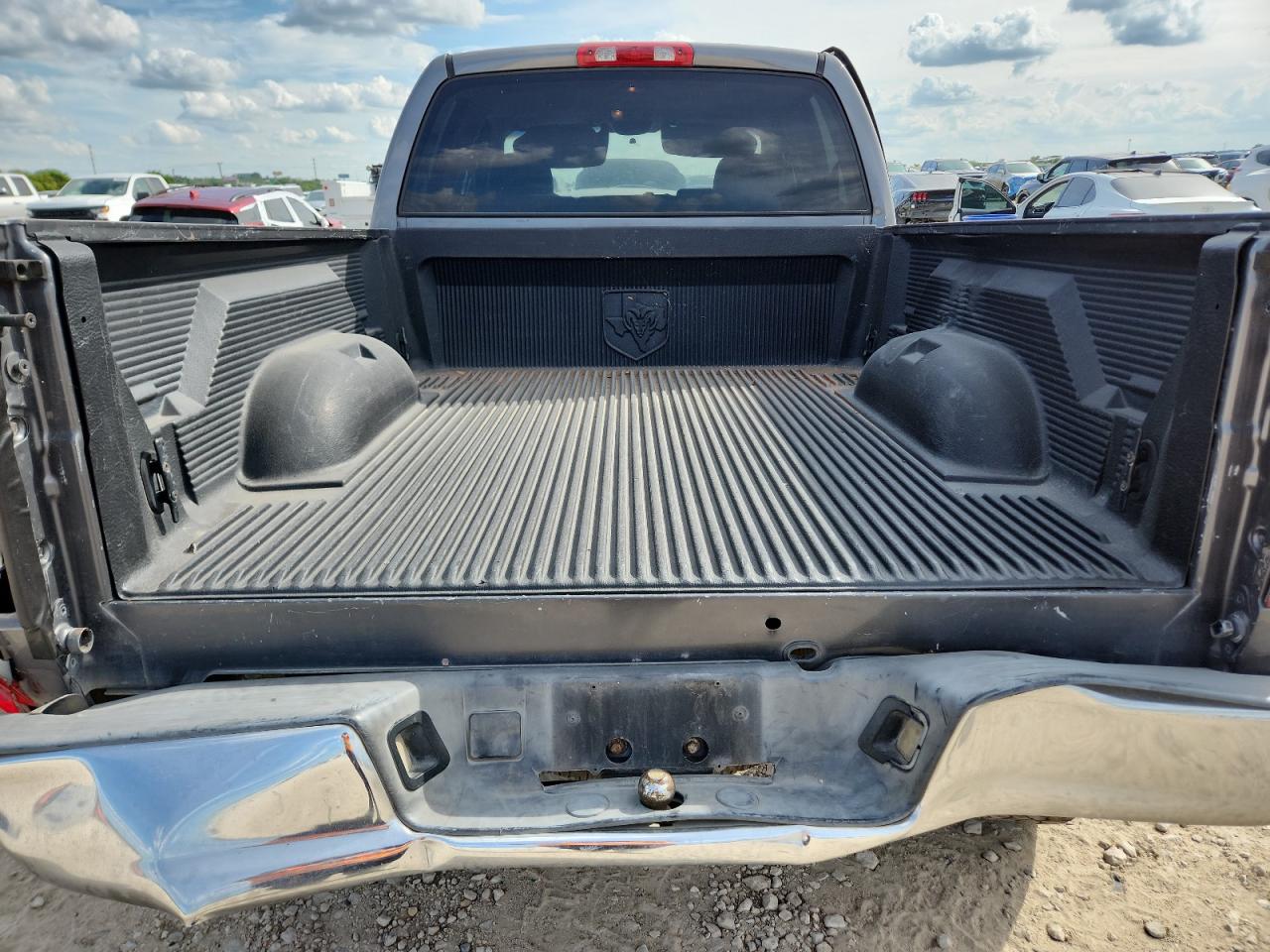 2003 Dodge Ram 1500 Gray vin: 1D7HA18N23S291332 Damage: Tailgate, Missing, Replacement Required