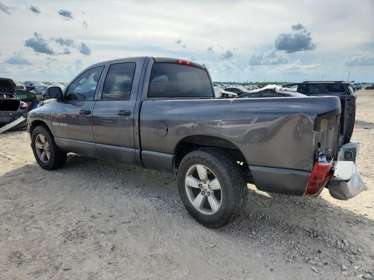 2003 Dodge Ram 1500 Gray vin: 1D7HA18N23S291332 Damage: Left Bed Side, Dent(S) W/ Paint Dmg, > 12 Inches