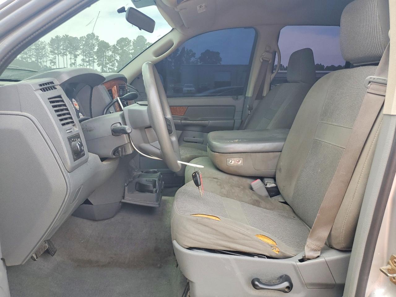 2006 Dodge Ram 1500 St Silver vin: 1D7HA18N26S594065