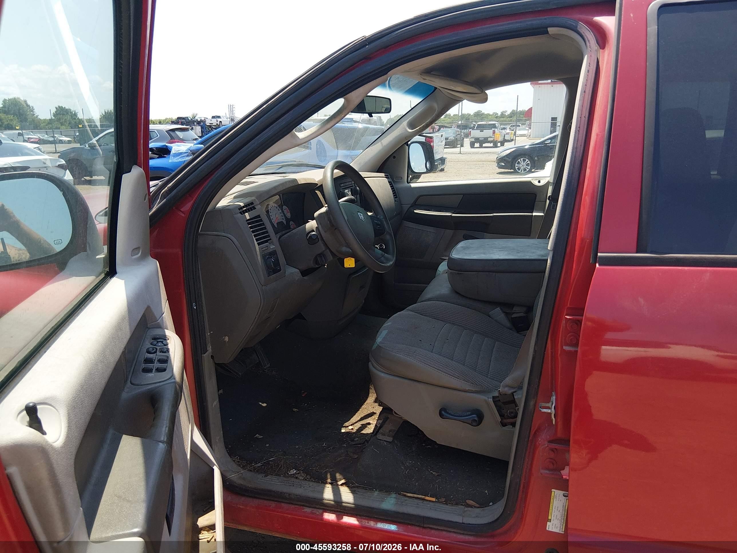 2008 Dodge Ram 1500 St/sxt Red vin: 1D7HA18N28S613605