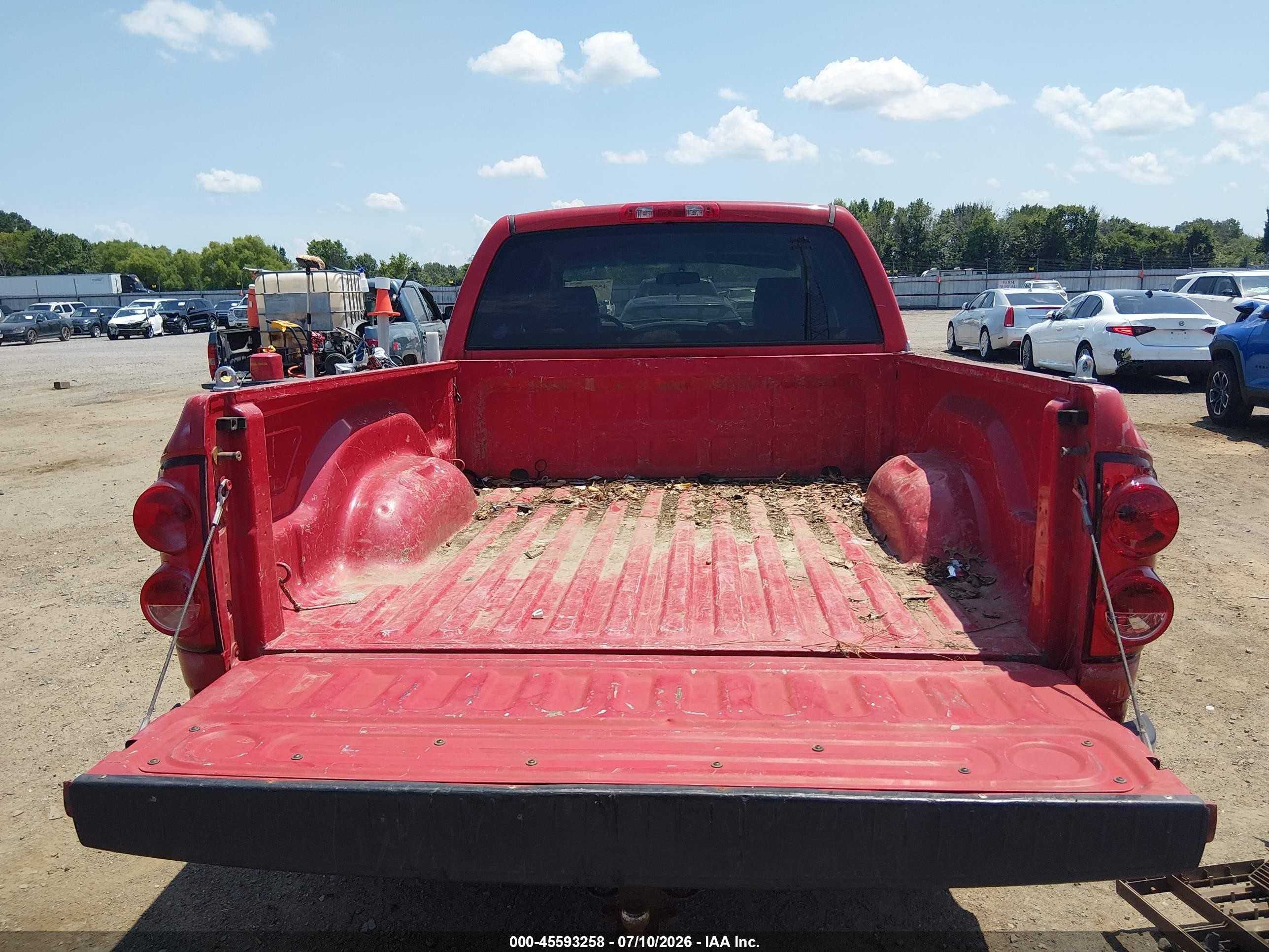 2008 Dodge Ram 1500 St/sxt Red vin: 1D7HA18N28S613605