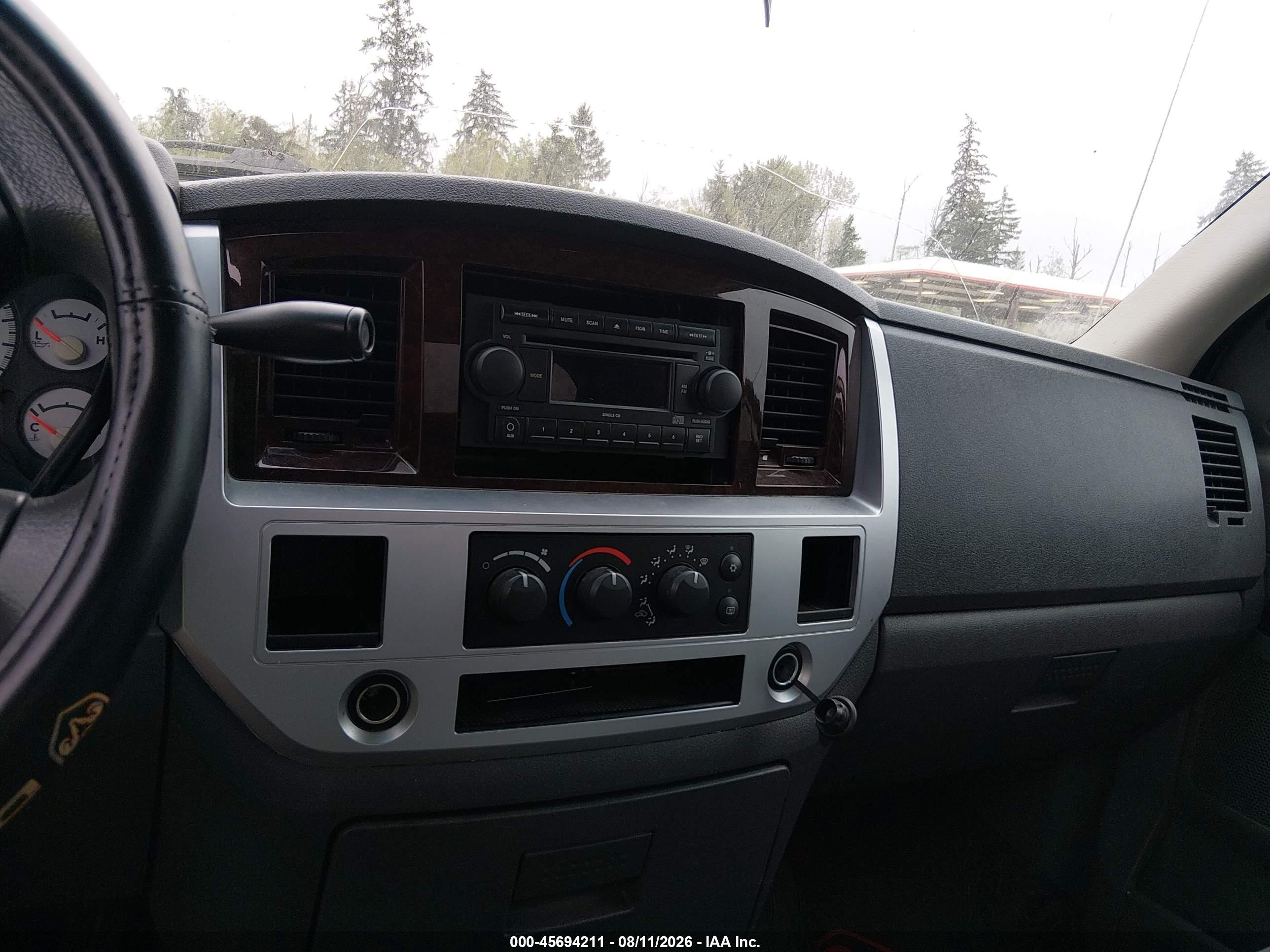 2008 Dodge Ram 1500 St/sxt Silver vin: 1D7HA18N38J117136