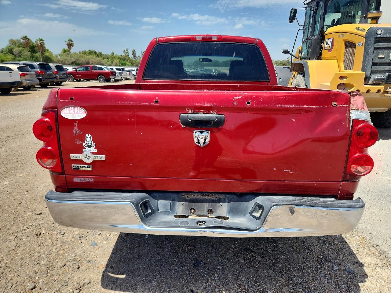 2008 Dodge Ram 1500 St Red vin: 1D7HA18N38J173545