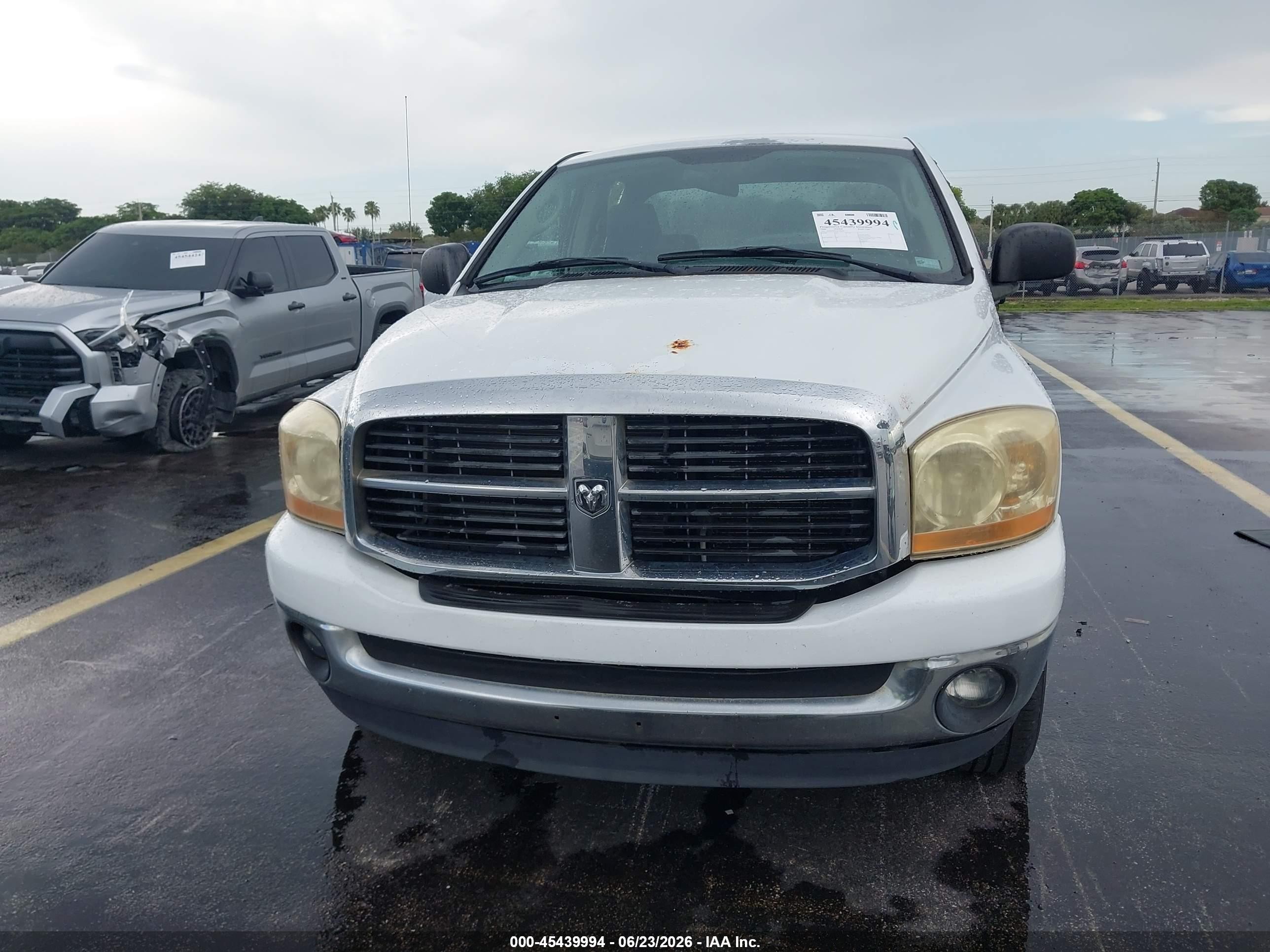 2006 Dodge Ram 1500 Slt White vin: 1D7HA18N46S594410