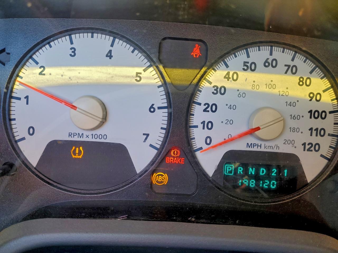 2008 Dodge Ram 1500 St Красный vin: 1D7HA18N48S523453